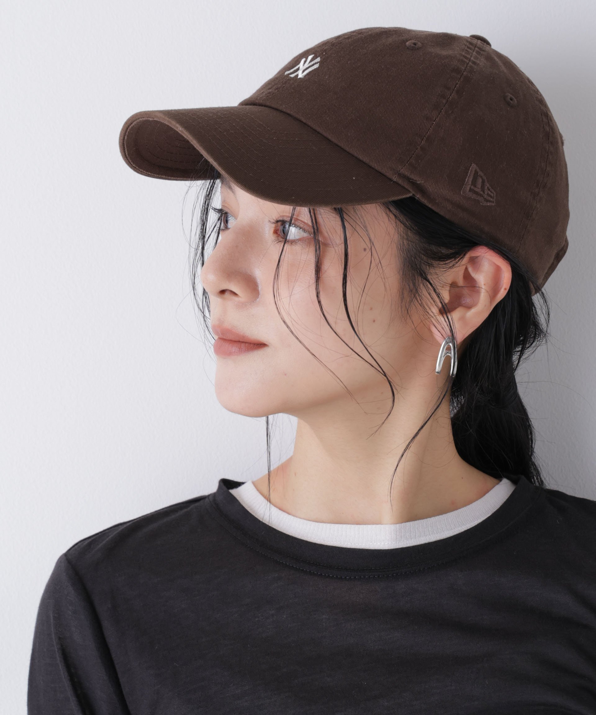 【ナノ ユニバース/nano universe】のNEW ERA/別注 CC NEYYAN MINILOGO CAP インテリア・キッズ・メンズ・レディースファッション・服の通販 founy(ファニー) ファッション Fashion レディースファッション Fashion for Women アウトドア Outdoor Clothing キャップ Cap, Baseball Cap クラシック Classic, Timeless Style スタンダード Standard, Basic フェミニン Feminine, Girly フォルム Silhouette, Form フロント Front, Front Design 別注 Limited Edition, Custom Order 再入荷 Restock / Back in Stock エレガント 上品 Elegant 2026年 2026 ブラウン|ID: prp329100004845310 ipo3291000000035331730