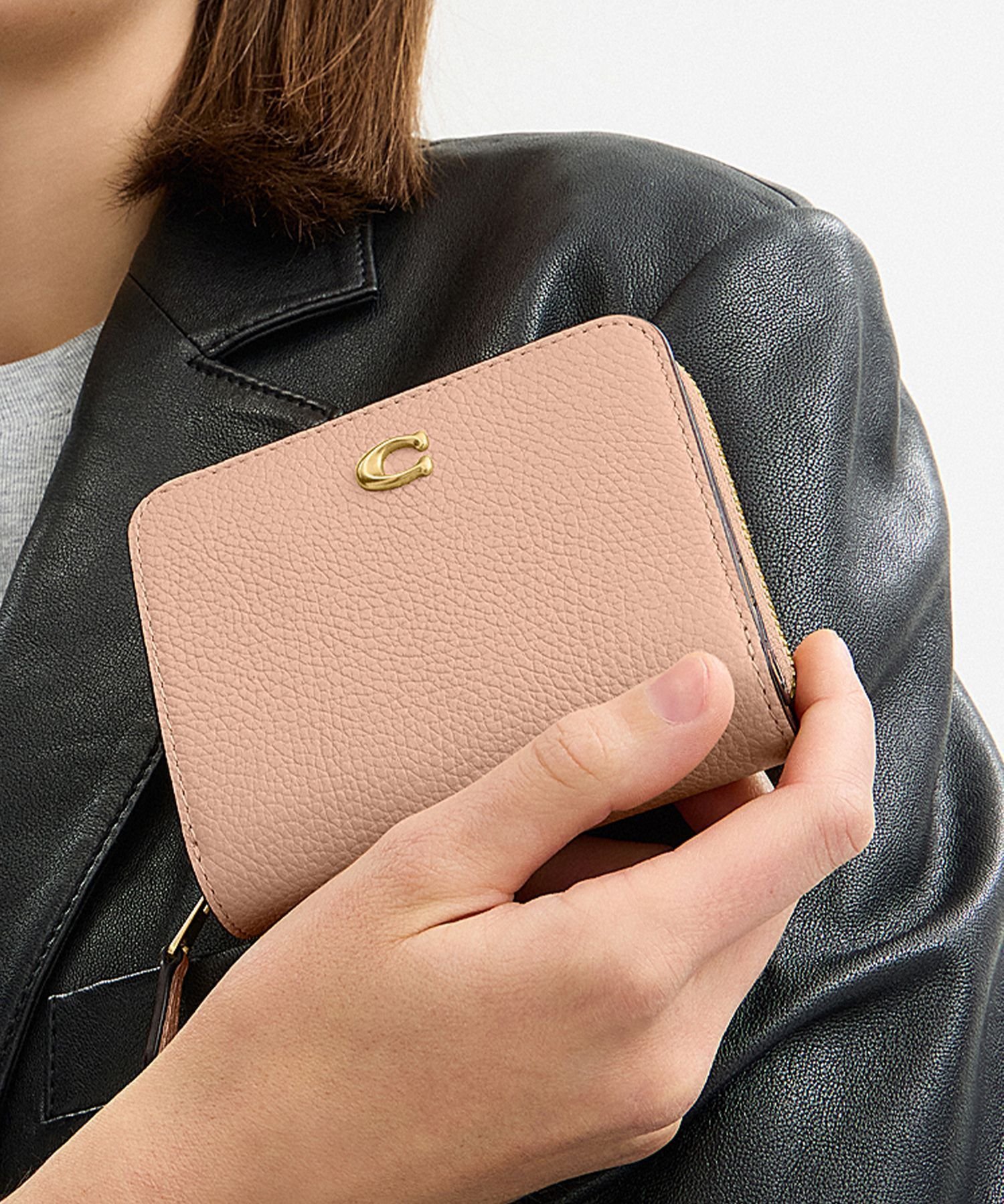 【コーチ/COACH】の【公式】ビルフォールド ウォレット・カラーブロック 人気、トレンドファッション・服の通販 founy(ファニー) 　ファッション　Fashion　レディースファッション　Fashion for Women　クラシック　Classic, Timeless Style　ジップ　Zip, Zipper　財布　Wallet, Purse　ニューヨーク　New York, NYC Style　ブロック　Block, Solid Block Pattern　ポケット　Pocket, Pocket Detail　おすすめ　Recommended / Our Picks　ギフト プレゼント　Gift / Present　 other-1|ID: prp329100004845347 ipo3291000000036013556