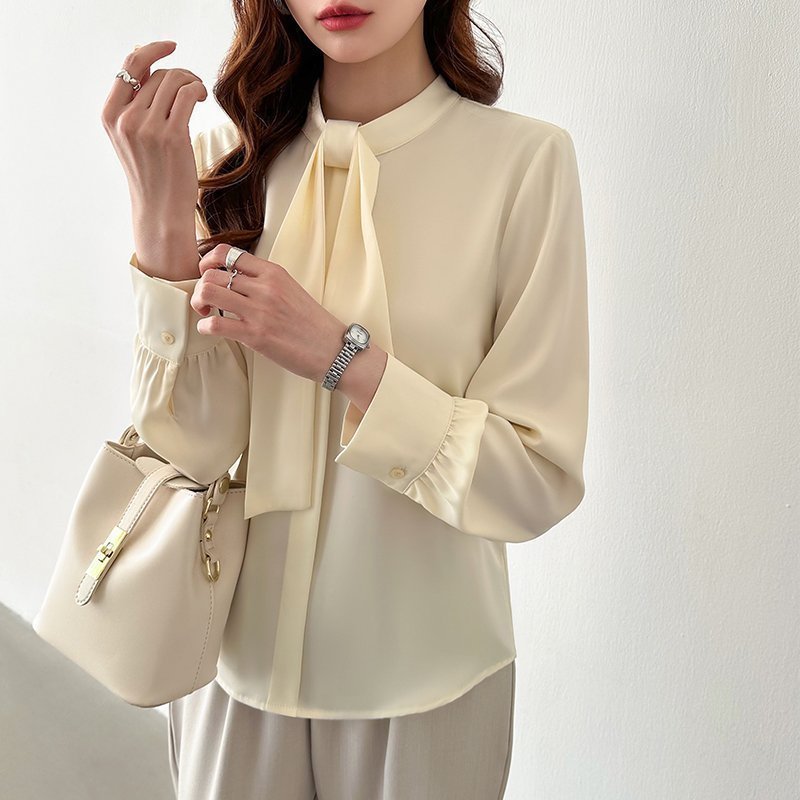 【ココモモ/COCOMOMO】のボウタイブラウス きれいめブラウス オフィスカジュアル ブラウス きれいめ インテリア・キッズ・メンズ・レディースファッション・服の通販 founy(ファニー) ファッション Fashion レディースファッション Fashion for Women トップス・カットソー Cut & Sew Tops シャツ・ブラウス・オフィスカジュアル Elegant Blouses & Button-Ups エレガント 上品 Elegant ジャケット Jacket, Outerwear スタンド Stand Collar, Upright Stand フォーマル Formal, Dressy リボン Ribbon, Bow アイボリー|ID: prp329100004845979 ipo3291000000036216434