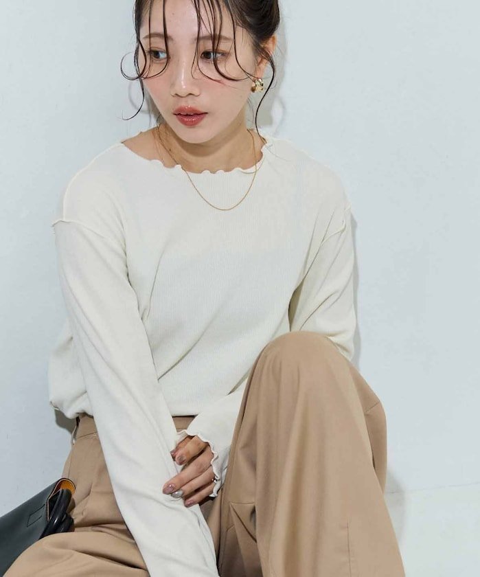 【フリークスストア/FREAK'S STORE】のGinger メロー ロング スリーブ トップス【限定展開】 25AW インテリア・キッズ・メンズ・レディースファッション・服の通販 founy(ファニー) 　ファッション　Fashion　レディースファッション　Fashion for Women　トップス・カットソー　Cut & Sew Tops　2025年　2025　2025-2026秋冬・A/W　Autumn/Winter 2025–26 AW25–26　冬　Winter / This Winter　スリーブ　Sleeve, Long Sleeve / Short Sleeve　ロング　Long, Long-Length　A/W・秋冬　Autumn/Winter　オフホワイト|ID: prp329100004846020 ipo3291000000036284285