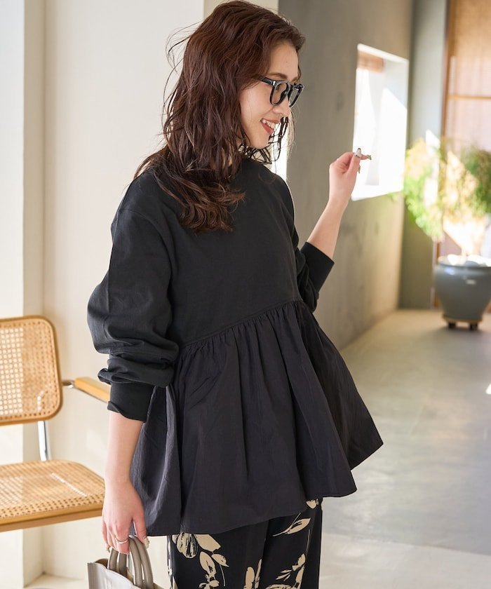 【フリークスストア/FREAK'S STORE】のカットソー 布帛 ドッキング ティアード 切り替え プルオーバー【限定展開】 25AW インテリア・キッズ・メンズ・レディースファッション・服の通販 founy(ファニー) 　ファッション　Fashion　レディースファッション　Fashion for Women　トップス・カットソー　Cut & Sew Tops　カジュアルプルオーバー・ニットトップス　Pullovers & Knit Tops / Casual Pullovers　カットソー・ベーシックTシャツ　Cut-and-Sewn Tops / Stretch Tees & Basics　カットソー　Cut and Sewn Top　ストレート　Straight, Straight Cut　スニーカー　Sneakers, Trainers　スラックス　Slacks, Dress Pants　ダウン　Down, Puffer　ティアード　Tiered, Tiered Style　デニム　Denim, Jeans Material　ドッキング　Docking, Mixed Material　人気　Popular, Best Seller　バランス　Balance, Style Balance　バルーン　Balloon, Balloon Silhouette　ミックス　Mix, Mixed Style　ワイド　Wide, Wide Fit　A/W・秋冬　Autumn/Winter　冬　Winter / This Winter　おすすめ　Recommended / Our Picks　2025年　2025　2025-2026秋冬・A/W　Autumn/Winter 2025–26 AW25–26　ブラック|ID: prp329100004846046 ipo3291000000036070244