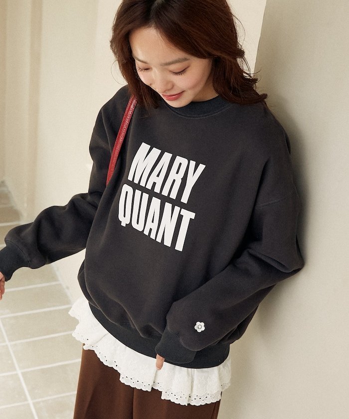 【フリークスストア/FREAK'S STORE】のロゴ 裾レース フロッキープリント 裏起毛スウェット 限定展開 25AW26SS インテリア・キッズ・メンズ・レディースファッション・服の通販 founy(ファニー) 　ファッション　Fashion　レディースファッション　Fashion for Women　トップス・カットソー　Cut & Sew Tops　レディースパーカー・カジュアルフーディー　Casual Hoodies & Sweatshirts　スウェット・クルーネックトップス　Sweatshirts & Crewnecks / Relaxed Fit Sweat Tops　2025年　2025　2025-2026秋冬・A/W　Autumn/Winter 2025–26 AW25–26　2026年　2026　スウェット / スエット　Sweatshirt, Sweatwear　レース　Lace, Lace Fabric　チャコールグレー|ID: prp329100004846173 ipo3291000000036161765