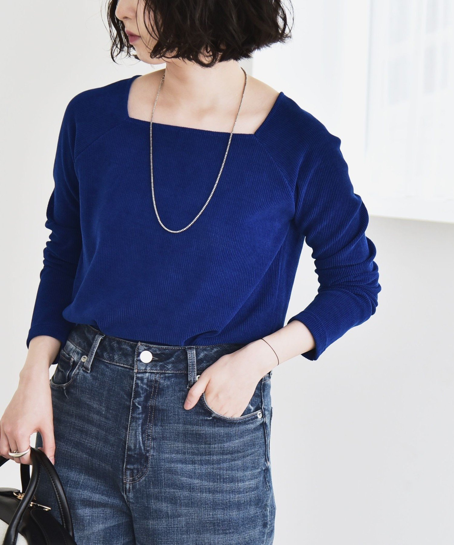 【シップス フォー ウィメン/SHIPS】のquaranciel 洗濯機可能 ポリエステル ベロア スクエア ネック プルオーバー インテリア・キッズ・メンズ・レディースファッション・服の通販 founy(ファニー) 　ファッション　Fashion　レディースファッション　Fashion for Women　トップス・カットソー　Cut & Sew Tops　カジュアルプルオーバー・ニットトップス　Pullovers & Knit Tops / Casual Pullovers　ベロアトップス　Velour Tops / Velvet-Look Items　インナー　Innerwear　洗える　Machine Washable　カットソー　Cut and Sewn Top　キャミワンピース　Cami Dress, Slip Dress　コンパクト　Compact, Small Size　スクエア　Square, Square Shape　ストレッチ　Stretch, Stretchy Fabric　スリーブ　Sleeve, Long Sleeve / Short Sleeve　デコルテ　Décolleté, Neckline　デニム　Denim, Jeans Material　定番　Standard, Basic Item　バランス　Balance, Style Balance　ベロア　Velour, Soft Velvet　ボトム　Bottoms, Lower Wear　おすすめ　Recommended / Our Picks　エレガント 上品　Elegant　2025年　2025　2025-2026秋冬・A/W　Autumn/Winter 2025–26 AW25–26　ブルー|ID: prp329100004846212 ipo3291000000036220159