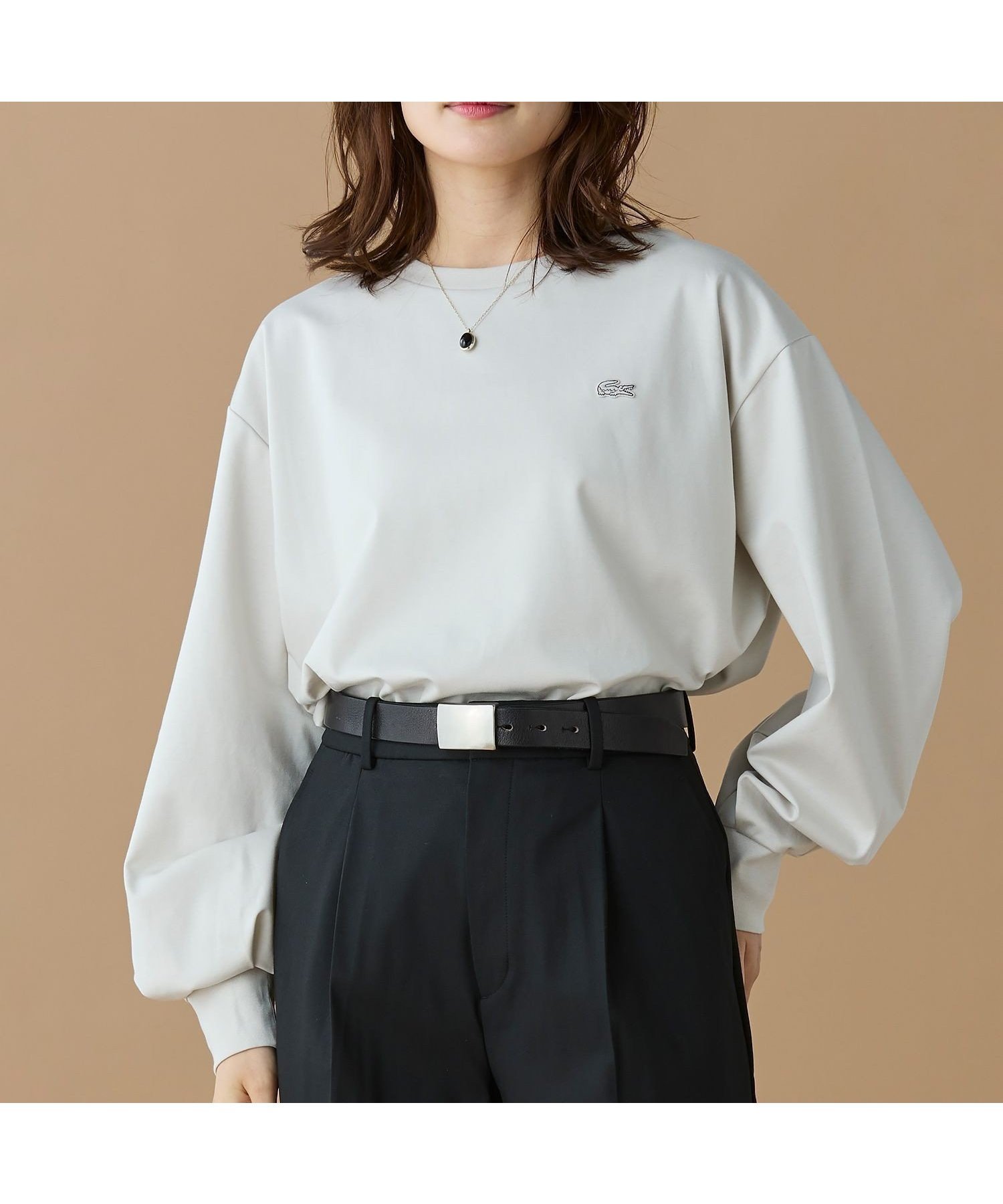 【ラコステ/LACOSTE】の【オンライン限定】LACOSTE バルーンスリーブ サイドスリット オーバーサイズTシャツ インテリア・キッズ・メンズ・レディースファッション・服の通販 founy(ファニー) 　ファッション　Fashion　レディースファッション　Fashion for Women　トップス・カットソー　Cut & Sew Tops　シャツ・ブラウス・オフィスカジュアル　Elegant Blouses & Button-Ups　ロングTシャツ・Tシャツ　Longline T-Shirts & Tees　シンプル　Simple, Minimal　スマート　Smart, Elegant　スリット　Slit, Slit Detail　スリーブ　Sleeve, Long Sleeve / Short Sleeve　バランス　Balance, Style Balance　バルーン　Balloon, Balloon Silhouette　フィット　Fit, Slim Fit　フェミニン　Feminine, Girly　ボトム　Bottoms, Lower Wear　ラウンド　Round, Round Neck　ロング　Long, Long-Length　エレガント 上品　Elegant　グレー|ID: prp329100004846226 ipo3291000000036038434