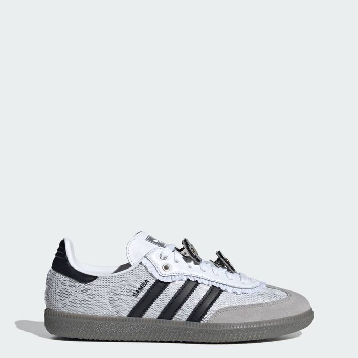 【アディダス/adidas / MEN】の【公式】アディダス adidas サンバ OG / Samba OG インテリア・キッズ・メンズ・レディースファッション・服の通販 founy(ファニー) https://founy.com/ ファッション Fashion メンズファッション Fashion for Men クラシック Classic, Timeless Style クール Cool, Chic シューズ Shoes, Footwear パターン Pattern, Design Print フィット Fit, Slim Fit リメイク Remake, Reconstructed レギュラー Regular, Standard Fit |ID: prp329100004846287 ipo3291000000036247756