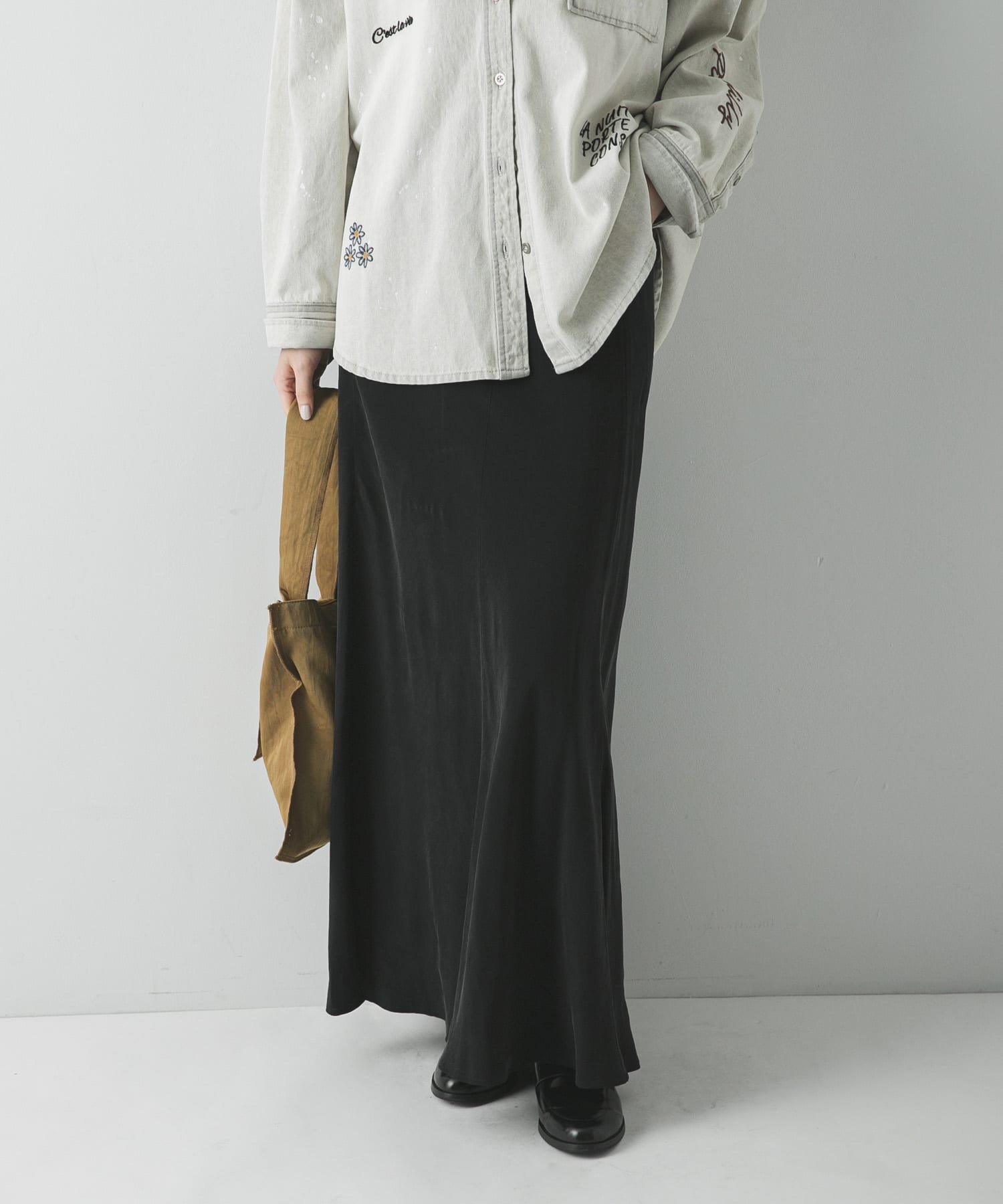 【アーバンリサーチ/URBAN RESEARCH】のキュプラバイアススカート インテリア・キッズ・メンズ・レディースファッション・服の通販 founy(ファニー) ファッション Fashion レディースファッション Fashion for Women スカート Skirts キュプラ Cupro, Eco Fabric 今季 This Season, Current Season セットアップ Set-Up, Coordinated Outfit 定番 Standard, Basic Item なめらか Smooth, Silky Texture バイアス Bias, Diagonal Cut フレア Flare, Flared ロング Long, Long-Length S/S・春夏 SS, Spring/Summer, Warm Season おすすめ Recommended / Our Picks 夏 Summer エレガント 上品 Elegant 2026年 2026 ブラック|ID: prp329100004846656 ipo3291000000036339792