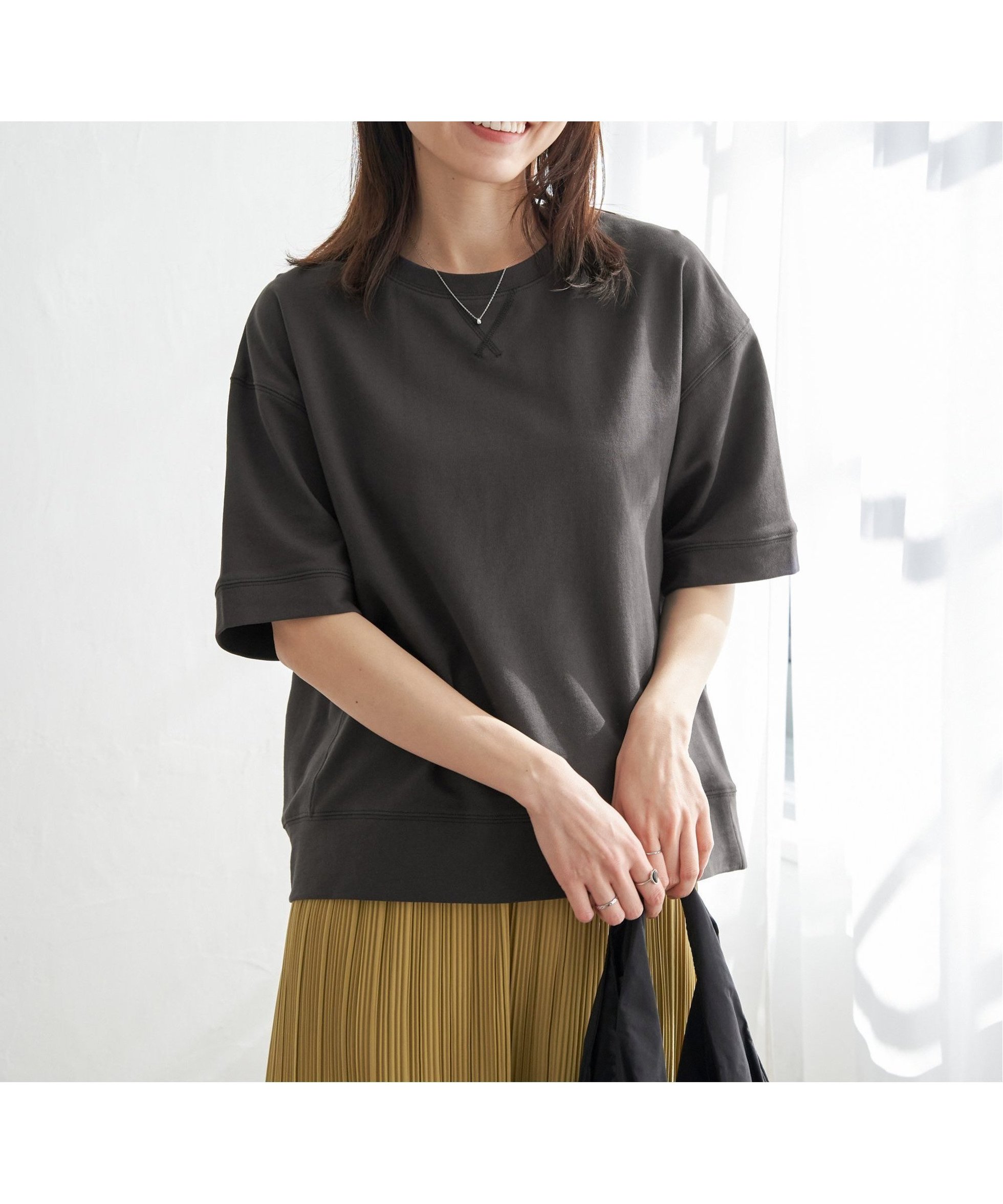 【イッカ/ikka】のコットンUSAミニ裏毛半袖Tシャツ インテリア・キッズ・メンズ・レディースファッション・服の通販 founy(ファニー) 　ファッション　Fashion　レディースファッション　Fashion for Women　トップス・カットソー　Cut & Sew Tops　シャツ・ブラウス・オフィスカジュアル　Elegant Blouses & Button-Ups　ロングTシャツ・Tシャツ　Longline T-Shirts & Tees　カットソー　Cut and Sewn Top　シンプル　Simple, Minimal　スウェット / スエット　Sweatshirt, Sweatwear　スリット　Slit, Slit Detail　ボックス　Boxy, Box Shape　ラウンド　Round, Round Neck　半袖　Short Sleeve, Half Sleeve　無地　Plain, Solid Color　チャコール|ID: prp329100004848155 ipo3291000000035812516