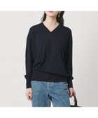 【ユナイテッドアローズ/UNITED ARROWS】の18G ウール Vネック ニット -ウォッシャブル- 人気、トレンドファッション・服の通販 founy(ファニー) ファッション Fashion レディースファッション Fashion for Women トップス・カットソー Cut & Sew Tops ニット Knit Tops & Sweaters Vネックトップス V-Neck Tops / V-Cut Neckline Shirts インナー Innerwear ウォッシャブル Machine Washable シンプル Simple, Minimal タートルネック Turtleneck, High Neck フォルム Silhouette, Form リラックス Relax, Relaxed Fit thumbnail NAVY|ID: prp329100004848722 ipo3291000000035454375