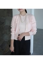 【アニュアンス/anuans】のラティスケーブルニットカーディガン 人気、トレンドファッション・服の通販 founy(ファニー) ファッション Fashion レディースファッション Fashion for Women トップス・カットソー Cut & Sew Tops ニット Knit Tops & Sweaters カーディガン・羽織り Layered Style Cardigans アイレット Eyelet Lace アンサンブル Ensemble Set イタリア Italy カーディガン Cardigan, Knitwear コンパクト Compact, Small Size 抗菌 Antibacterial, Bacteria-Resistant デコルテ Décolleté, Neckline なめらか Smooth, Silky Texture バランス Balance, Style Balance ベーシック Basic, Essential ボトム Bottoms, Lower Wear ラグジュアリー Luxury, Elegant おすすめ Recommended / Our Picks 夏 Summer エレガント 上品 Elegant thumbnail LIGHT PINK|ID: prp329100004848744 ipo3291000000035454920