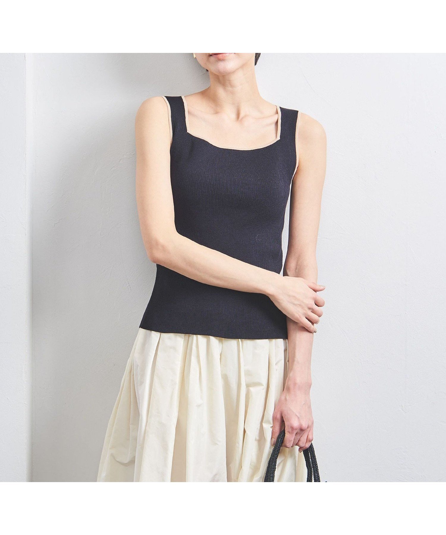 【ユナイテッドアローズ/UNITED ARROWS】のリブ スクエアネック ニットキャミソール 人気、トレンドファッション・服の通販 founy(ファニー) 　ファッション　Fashion　レディースファッション　Fashion for Women　トップス・カットソー　Cut & Sew Tops　ニット　Knit Tops & Sweaters　キャミソール&ノースリーブ　Camisoles & Sleeveless Tops　アンサンブル　Ensemble Set　インナー　Innerwear　カーディガン　Cardigan, Knitwear　キャミソール　Camisole, Spaghetti Strap Top　シアー　Sheer, See-Through　ジャケット　Jacket, Outerwear　スクエア　Square, Square Shape　デコルテ　Décolleté, Neckline　トレンド　Trend, Trending Now　おすすめ　Recommended / Our Picks　エレガント 上品　Elegant　 other-1|ID: prp329100004848752 ipo3291000000035455078