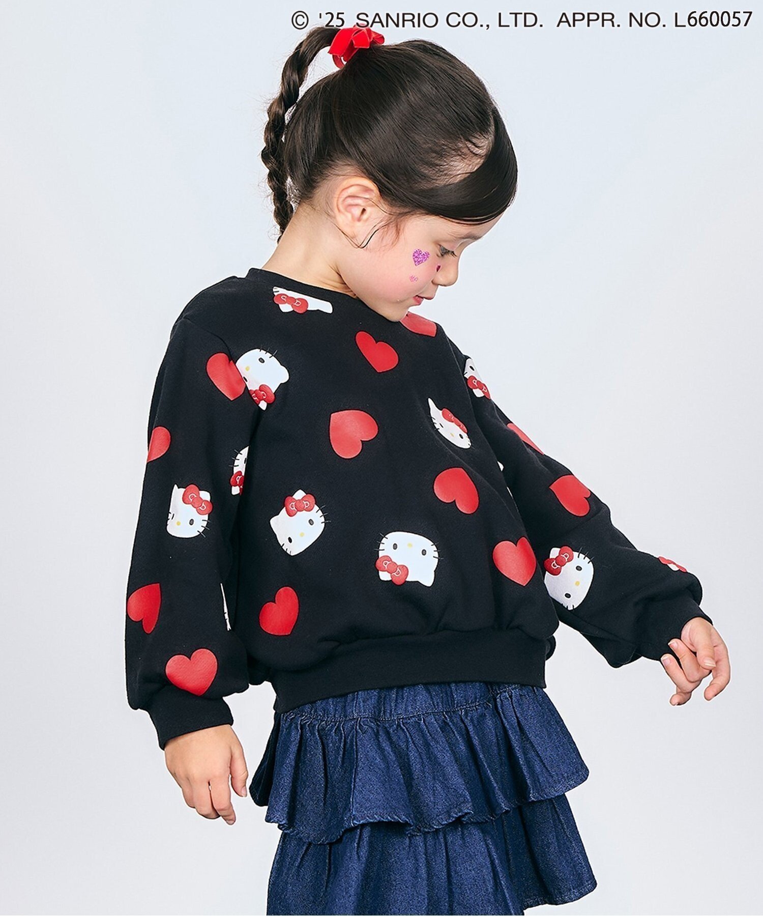 【エフオー オンラインストア/F.O.Online Store / KIDS】の「ハローキティ」アソートトレーナー インテリア・キッズ・メンズ・レディースファッション・服の通販 founy(ファニー) 　ファッション　Fashion　キッズファッション　Fashion for Kids　おすすめ　Recommended / Our Picks　インナー　Innerwear　コレクション　Collection, Seasonal Line　トレーナー　Sweatshirt, Trainer　ブラック|ID: prp329100004849840 ipo3291000000035515613