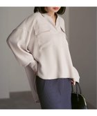 【ノーブル / スピック&スパン/NOBLE / Spick & Span】の《追加・WEB限定カラー》ワークディテールドレープシャツ 人気、トレンドファッション・服の通販 founy(ファニー) ファッション Fashion レディースファッション Fashion for Women トップス・カットソー Cut & Sew Tops シャツ・ブラウス・オフィスカジュアル Elegant Blouses & Button-Ups とろみ Fluid, Flowy Fabric デコルテ Décolleté, Neckline バランス Balance, Style Balance ベーシック Basic, Essential ポケット Pocket, Pocket Detail ワーク Workwear, Utility Style ビジネス 仕事 通勤 Business / Work / Commuting thumbnail ベージュ A|ID: prp329100004850123 ipo3291000000036038502