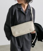 【イア パピヨネ/ear PAPILLONNER】の《本革/超軽量280g/全骨格◎》ミニスワローマチショルダーバッグ 人気、トレンドファッション・服の通販 founy(ファニー) ファッション Fashion レディースファッション Fashion for Women バッグ Bags アンティーク Antique-Inspired 軽量 Lightweight, Ultra Light ショルダー Shoulder, Shoulder Strap シルバー Silver, Metallic Silver シンプル Simple, Minimal ダブル Double, Double-Breasted 定番 Standard, Basic Item 人気 Popular, Best Seller フィット Fit, Slim Fit フォルム Silhouette, Form ベーシック Basic, Essential ポケット Pocket, Pocket Detail おすすめ Recommended / Our Picks エレガント 上品 Elegant セレモニー Ceremony thumbnail アイボリー|ID: prp329100004850249 ipo3291000000036090994