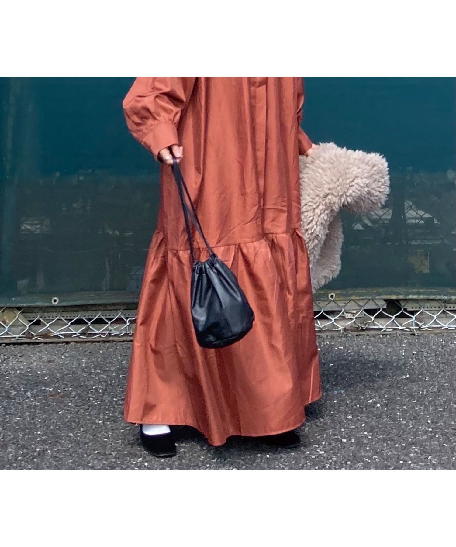 【コーナーズ/CORNERS】のCORNERS by KR 2wayボリュームスリーブシャツワンピース インテリア・キッズ・メンズ・レディースファッション・服の通販 founy(ファニー) 　ファッション　Fashion　レディースファッション　Fashion for Women　ワンピース　Dresses　シャツワンピース / 1枚で着映えコーデ　Shirt Dresses　インナー　Innerwear　ギャザー　Gathered, Ruffled　スウェット / スエット　Sweatshirt, Sweatwear　スタンド　Stand Collar, Upright Stand　スリット　Slit, Slit Detail　ティアードスカート　Tiered Skirt, Flounced Skirt　トレンド　Trend, Trending Now　ベスト　Vest, Waistcoat　ポケット　Pocket, Pocket Detail　羽織　Haori, Light Jacket　ロング　Long, Long-Length　おすすめ　Recommended / Our Picks　エレガント 上品　Elegant　オレンジ|ID: prp329100004851462 ipo3291000000036090429