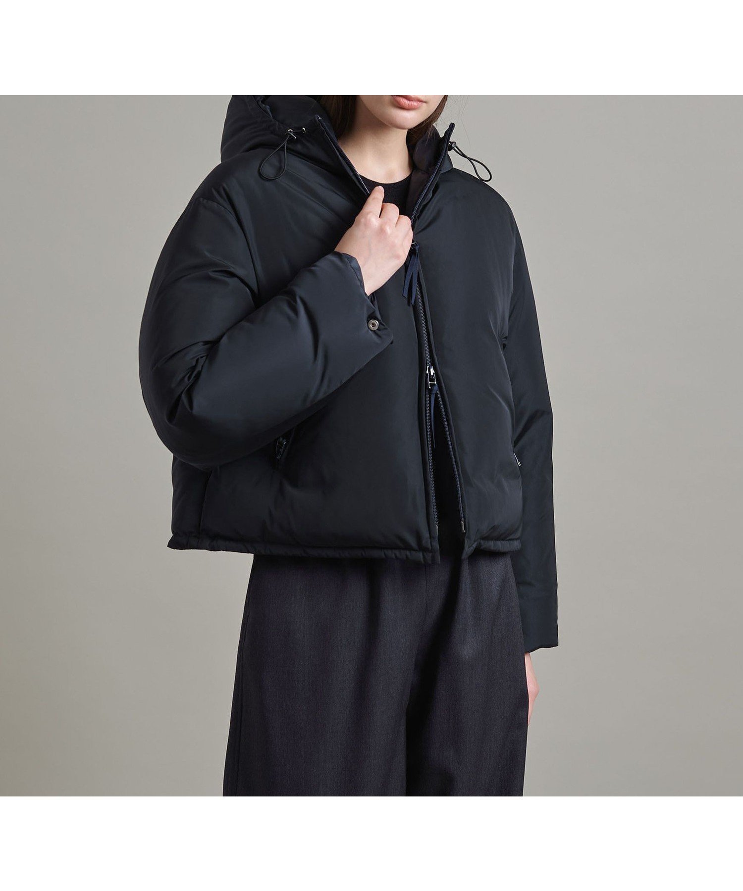 【ユナイテッドアローズ/UNITED ARROWS】のLOEFF タフタ フード ダウンジャケット インテリア・キッズ・メンズ・レディースファッション・服の通販 founy(ファニー) 　ファッション　Fashion　レディースファッション　Fashion for Women　アウター　Coat / Outerwear Collection　レディースジャケット・軽アウター　Jackets　コンパクト　Compact, Small Size　シンプル　Simple, Minimal　ジャケット　Jacket, Outerwear　スポーティ　Sporty, Casual Athletic　タフタ　Taffeta, Structured Fabric　ダウン　Down, Puffer　バランス　Balance, Style Balance　ポケット　Pocket, Pocket Detail　ワイド　Wide, Wide Fit　アウトレット　Outlet / Clearance　おすすめ　Recommended / Our Picks　NAVY|ID: prp329100004851568 ipo3291000000035596314