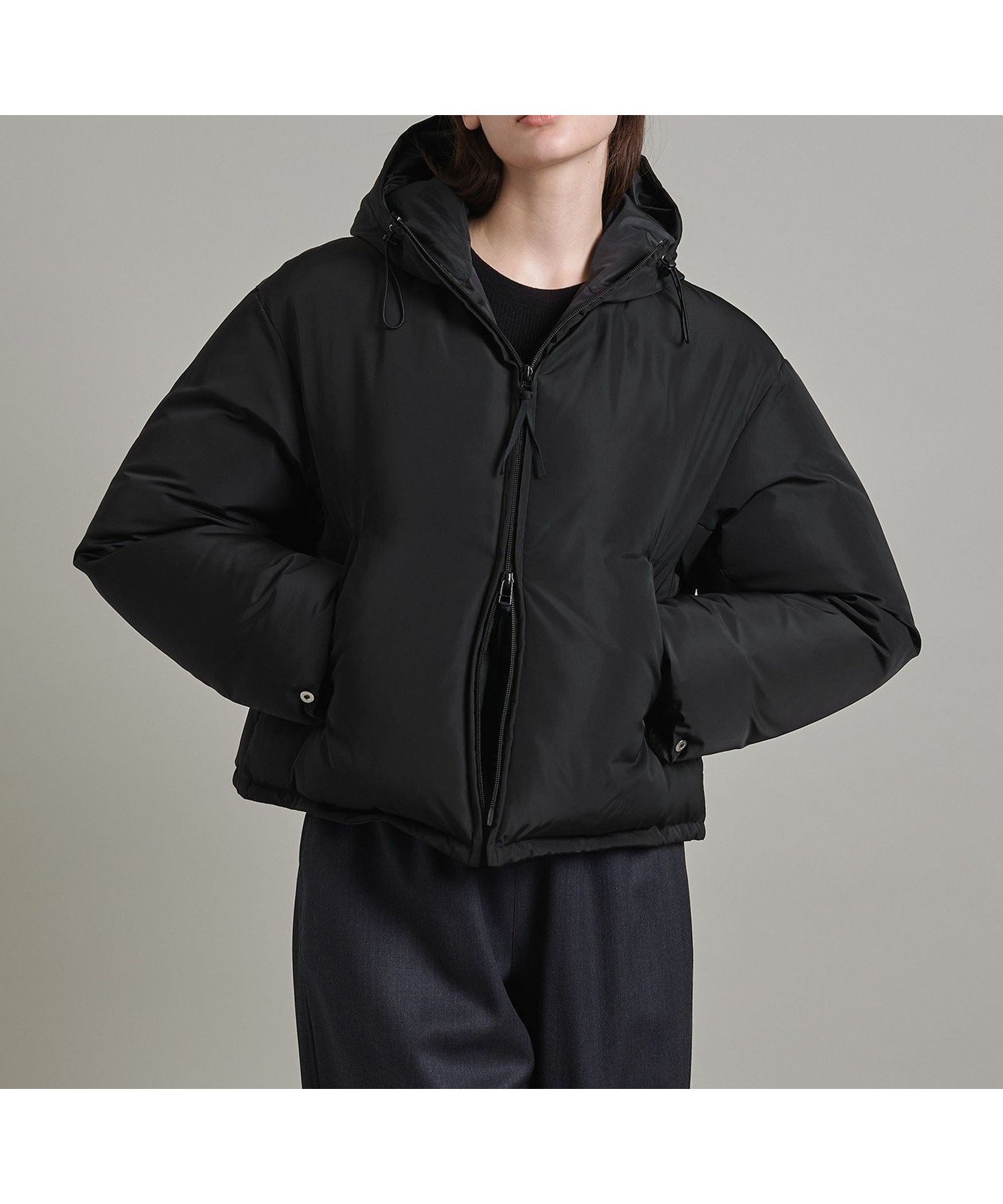 【ユナイテッドアローズ/UNITED ARROWS】のLOEFF タフタ フード ダウンジャケット インテリア・キッズ・メンズ・レディースファッション・服の通販 founy(ファニー) 　ファッション　Fashion　レディースファッション　Fashion for Women　アウター　Coat / Outerwear Collection　レディースジャケット・軽アウター　Jackets　コンパクト　Compact, Small Size　シンプル　Simple, Minimal　ジャケット　Jacket, Outerwear　スポーティ　Sporty, Casual Athletic　タフタ　Taffeta, Structured Fabric　ダウン　Down, Puffer　バランス　Balance, Style Balance　ポケット　Pocket, Pocket Detail　ワイド　Wide, Wide Fit　アウトレット　Outlet / Clearance　おすすめ　Recommended / Our Picks　BLACK|ID: prp329100004851568 ipo3291000000035596317