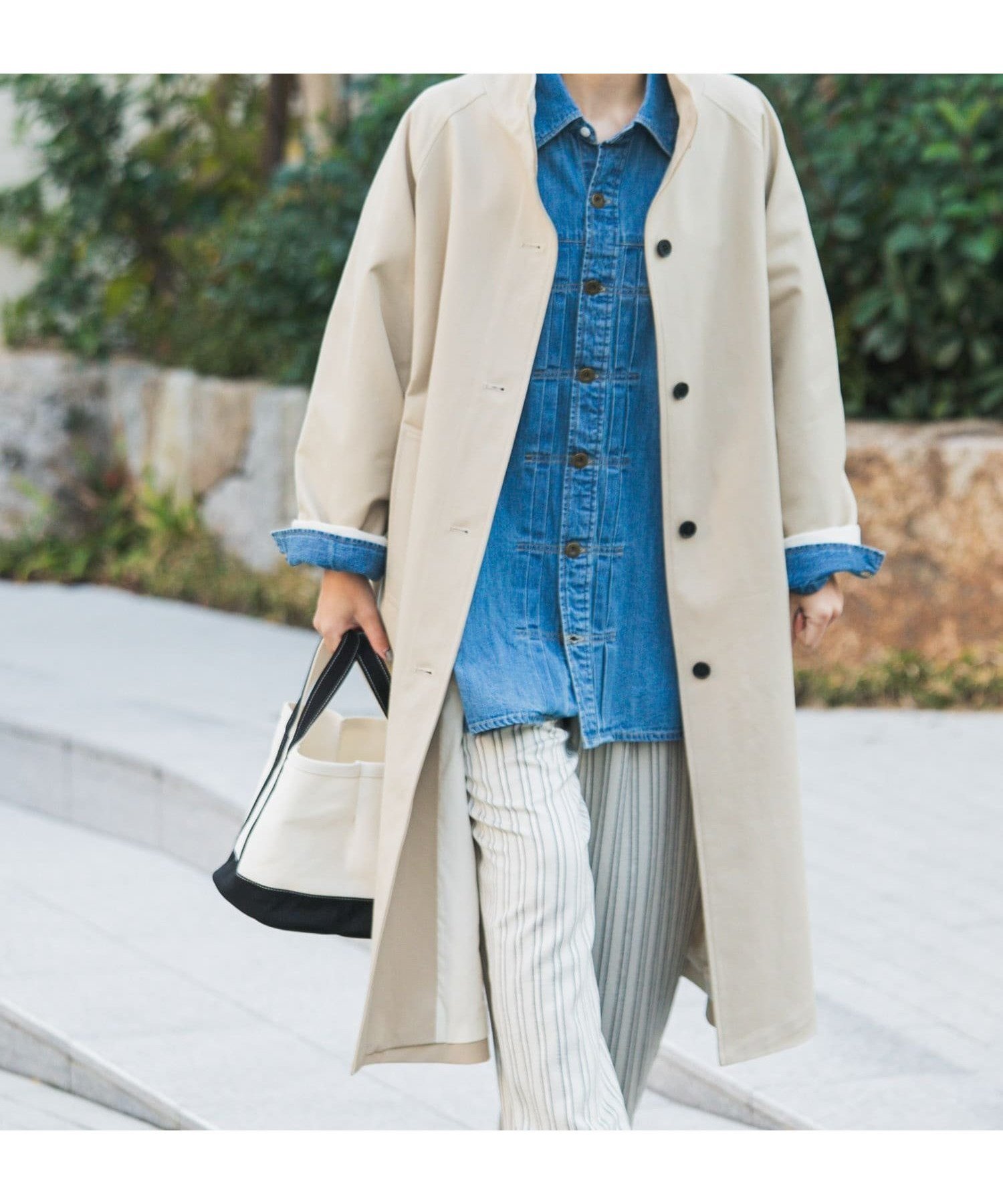 【アーバンリサーチ ドアーズ/URBAN RESEARCH DOORS】のBACKヨークスタンドカラーコート インテリア・キッズ・メンズ・レディースファッション・服の通販 founy(ファニー) 　ファッション　Fashion　レディースファッション　Fashion for Women　アウター　Coat / Outerwear Collection　コート・ロングコート・ピーコート　Long Coats, Peacoats & More　2026年　2026　シンプル　Simple, Minimal　スタンド　Stand Collar, Upright Stand　ヨーク　Yoke, Yoke Design　エレガント 上品　Elegant　夏　Summer　春　Spring　S/S・春夏　SS, Spring/Summer, Warm Season　ライトベージュ|ID: prp329100004851587 ipo3291000000035597588