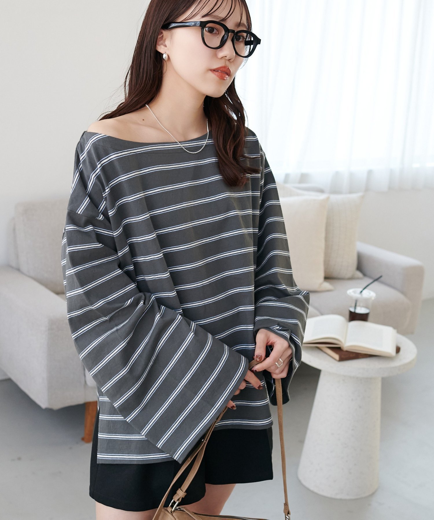 【ディスコート/Discoat】の2WAYワンショルボーダープルオーバー《WEB限定カラーあり》 インテリア・キッズ・メンズ・レディースファッション・服の通販 founy(ファニー) 　ファッション　Fashion　レディースファッション　Fashion for Women　トップス・カットソー　Cut & Sew Tops　カジュアルプルオーバー・ニットトップス　Pullovers & Knit Tops / Casual Pullovers　おすすめ　Recommended / Our Picks　シンプル　Simple, Minimal　ボーダー　Border, Stripe　ワイド　Wide, Wide Fit　ワンショル　One Shoulder, Asymmetrical　チャコールグレー|ID: prp329100004851669 ipo3291000000035600829