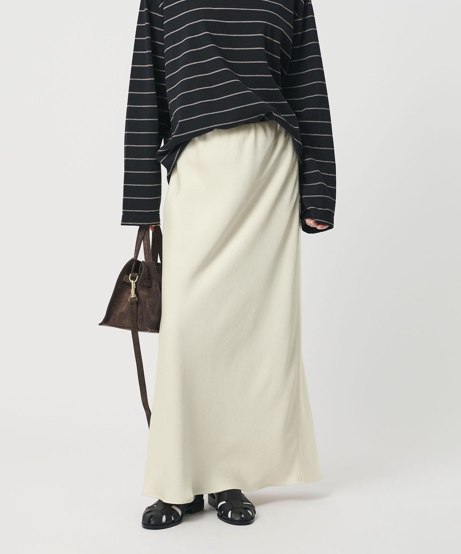 【ビューティ&ユース ユナイテッドアローズ/BEAUTY&YOUTH / UNITED ARROWS】のポリエステルサテン マーメイドフレアスカート 人気、トレンドファッション・服の通販 founy(ファニー) ファッション Fashion レディースファッション Fashion for Women スカート Skirts Aライン・フレアスカート A-Line & Flared Skirts サテン Satin, Glossy Fabric スニーカー Sneakers, Trainers ドレープ Drape, Draping Fabric フェミニン Feminine, Girly フレア Flare, Flared マーメイド Mermaid, Fishtail Silhouette リネン Linen, Linen Fabric リラックス Relax, Relaxed Fit エレガント 上品 Elegant other-1|ID: prp329100004851691 ipo3291000000036042151