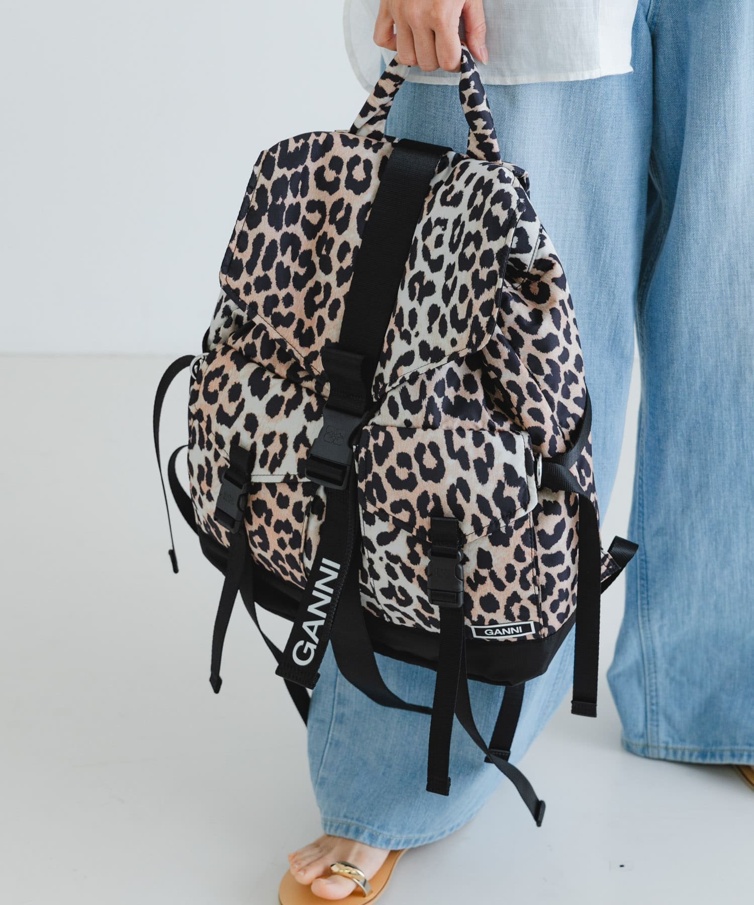 【アーバンリサーチ/URBAN RESEARCH】のGANNI Recycled Tech Backpack P インテリア・キッズ・メンズ・レディースファッション・服の通販 founy(ファニー) 　ファッション　Fashion　レディースファッション　Fashion for Women　2025年　2025　2025春夏・S/S　Spring/Summer 2025 SS25　トレンド　Trend, Trending Now　ベーシック　Basic, Essential　ポケット　Pocket, Pocket Detail　ワーク　Workwear, Utility Style　人気　Popular, Best Seller　夏　Summer　S/S・春夏　SS, Spring/Summer, Warm Season　Leopard|ID: prp329100004851724 ipo3291000000035602688