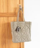 【グローバルワーク/GLOBAL WORK】の推しごとキルティングトート/145465 人気、トレンドファッション・服の通販 founy(ファニー) ファッション Fashion レディースファッション Fashion for Women バッグ Bags アクセサリー Fashion Accessories キルティング Quilted, Quilting チャーム Charm, Pendant ポーチ Pouch, Small Case リップ Lip, Lip Motif 軽量 Lightweight, Ultra Light ビジネス 仕事 通勤 Business / Work / Commuting thumbnail カーキ78|ID: prp329100004852167 ipo3291000000036074965