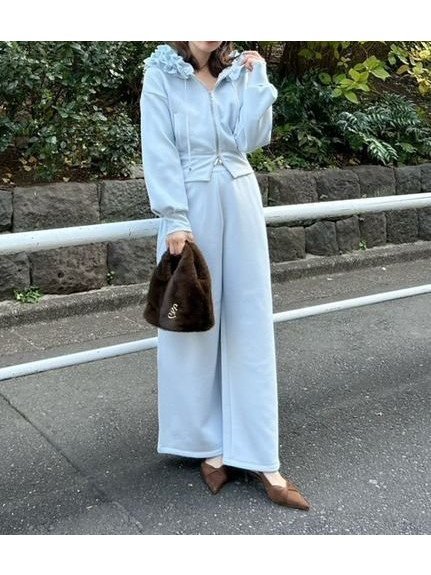 【スナイデル/SNIDEL】のボンディングロングパンツ インテリア・キッズ・メンズ・レディースファッション・服の通販 founy(ファニー) 　ファッション　Fashion　レディースファッション　Fashion for Women　パンツ　Pants & Trousers　グログラン　Grosgrain, Grosgrain Ribbon　シンプル　Simple, Minimal　スウェット / スエット　Sweatshirt, Sweatwear　ストレート　Straight, Straight Cut　スマート　Smart, Elegant　LBLU[081]|ID: prp329100004853149 ipo3291000000035648710