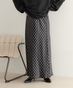 【ローリーズファーム/LOWRYS FARM】のストレッチサテンスカート 人気、トレンドファッション・服の通販 founy(ファニー) ファッション Fashion レディースファッション Fashion for Women スカート Skirts カットソー Cut and Sewn Top サテン Satin, Glossy Fabric バイアス Bias, Diagonal Cut バランス Balance, Style Balance フィット Fit, Slim Fit フレア Flare, Flared エレガント 上品 Elegant |ID:prp329100004853161