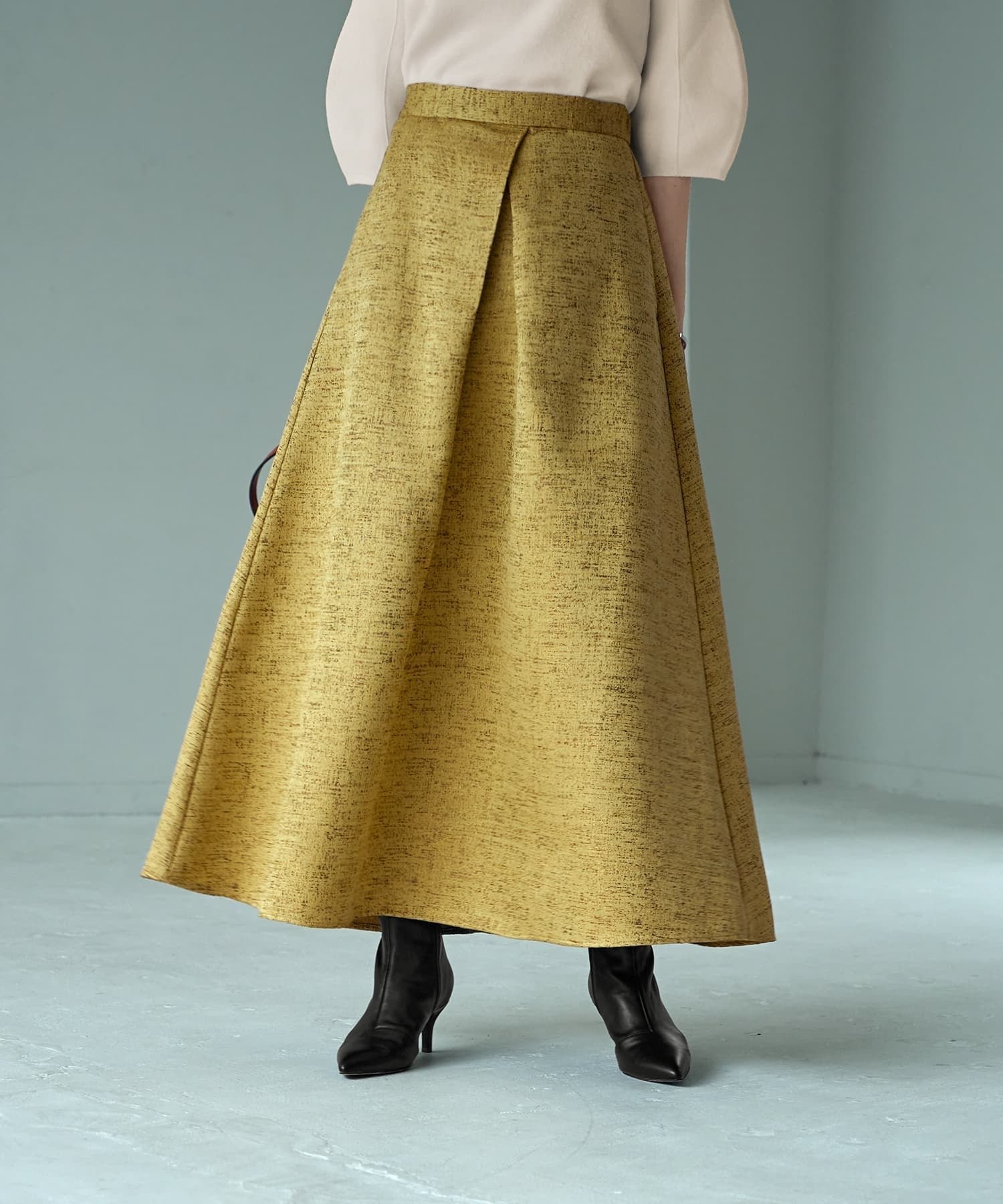 【スタイルデリ/STYLE DELI】の【LUXE】微光沢ジャガードマキシ丈タックスカート/90cm インテリア・キッズ・メンズ・レディースファッション・服の通販 founy(ファニー) 　ファッション　Fashion　レディースファッション　Fashion for Women　スカート　Skirts　シンプル　Simple, Minimal　スニーカー　Sneakers, Trainers　ダウン　Down, Puffer　パーカー　Hoodie, Parka　フォルム　Silhouette, Form　夏　Summer　イエロー|ID: prp329100004853251 ipo3291000000035649185