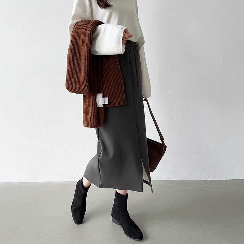 【ココモモ/COCOMOMO】の裏起毛あり/なしタイプ タイト ナロースカート ロング丈 ストレッチ スカート インテリア・キッズ・メンズ・レディースファッション・服の通販 founy(ファニー) 　ファッション　Fashion　レディースファッション　Fashion for Women　スカート　Skirts　シンプル　Simple, Minimal　ストレッチ　Stretch, Stretchy Fabric　ストレート　Straight, Straight Cut　スマホ　Smartphone, Mobile Device　スリット　Slit, Slit Detail　タイトスカート　Pencil Skirt, Tight Skirt　フロント　Front, Front Design　ポケット　Pocket, Pocket Detail　ロング　Long, Long-Length　裏起毛・ダークグレー|ID: prp329100004853266 ipo3291000000036258050