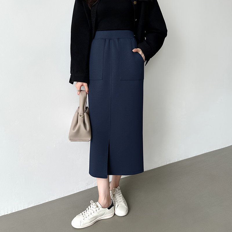 【ココモモ/COCOMOMO】の裏起毛あり/なしタイプ タイト ナロースカート ロング丈 ストレッチ スカート インテリア・キッズ・メンズ・レディースファッション・服の通販 founy(ファニー) 　ファッション　Fashion　レディースファッション　Fashion for Women　スカート　Skirts　シンプル　Simple, Minimal　ストレッチ　Stretch, Stretchy Fabric　ストレート　Straight, Straight Cut　スマホ　Smartphone, Mobile Device　スリット　Slit, Slit Detail　タイトスカート　Pencil Skirt, Tight Skirt　フロント　Front, Front Design　ポケット　Pocket, Pocket Detail　ロング　Long, Long-Length　ネイビー|ID: prp329100004853266 ipo3291000000036258053