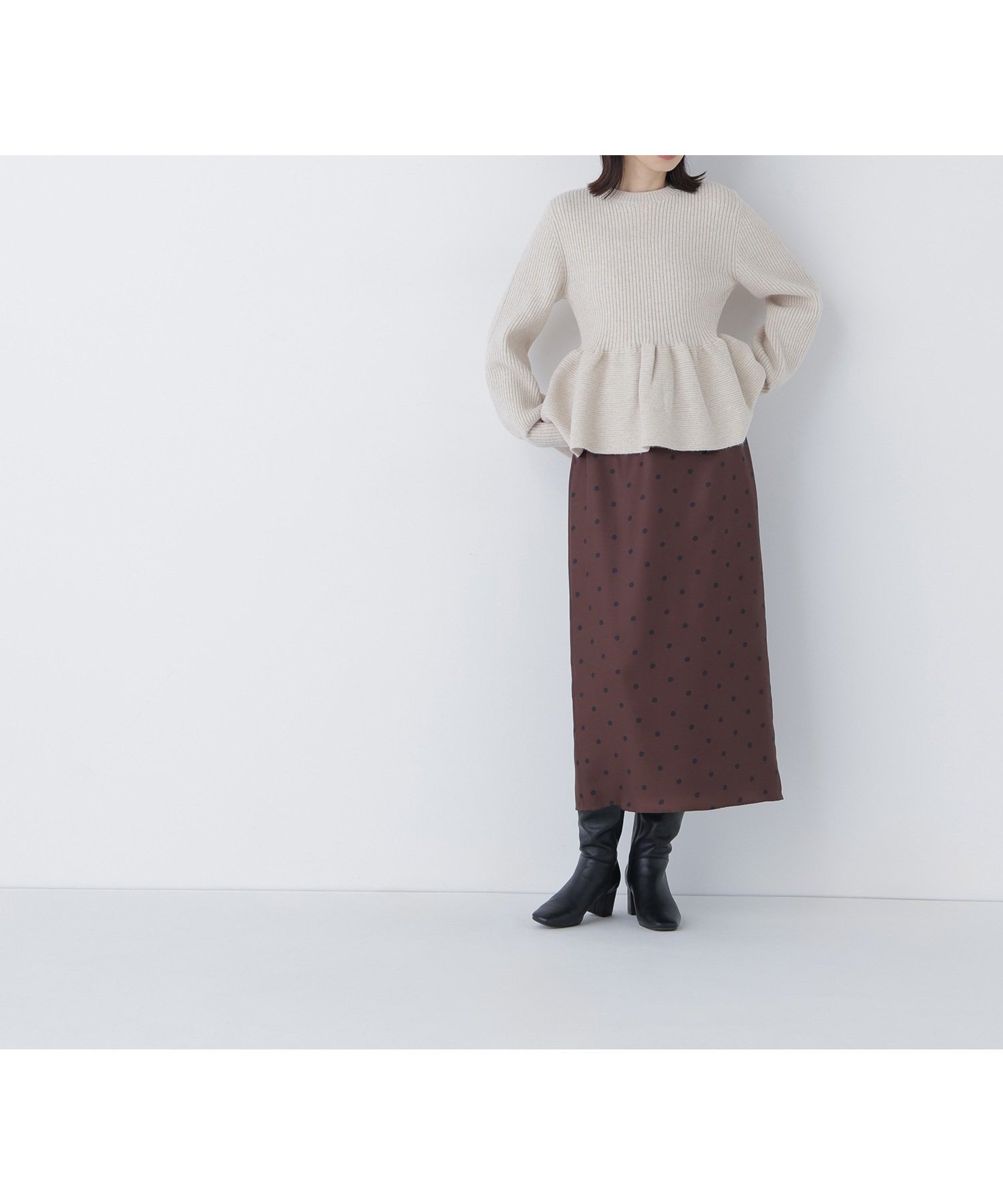 【ナチュラル ビューティー ベーシック/NATURAL BEAUTY BASIC】のドットサテンタイトスカート インテリア・キッズ・メンズ・レディースファッション・服の通販 founy(ファニー) 　ファッション　Fashion　レディースファッション　Fashion for Women　スカート　Skirts　おすすめ　Recommended / Our Picks　スマート　Smart, Elegant　タイトスカート　Pencil Skirt, Tight Skirt　トレンド　Trend, Trending Now　ドット　Polka Dot, Dot Pattern　ロング　Long, Long-Length　ブラウンベース2|ID: prp329100004853337 ipo3291000000035649590