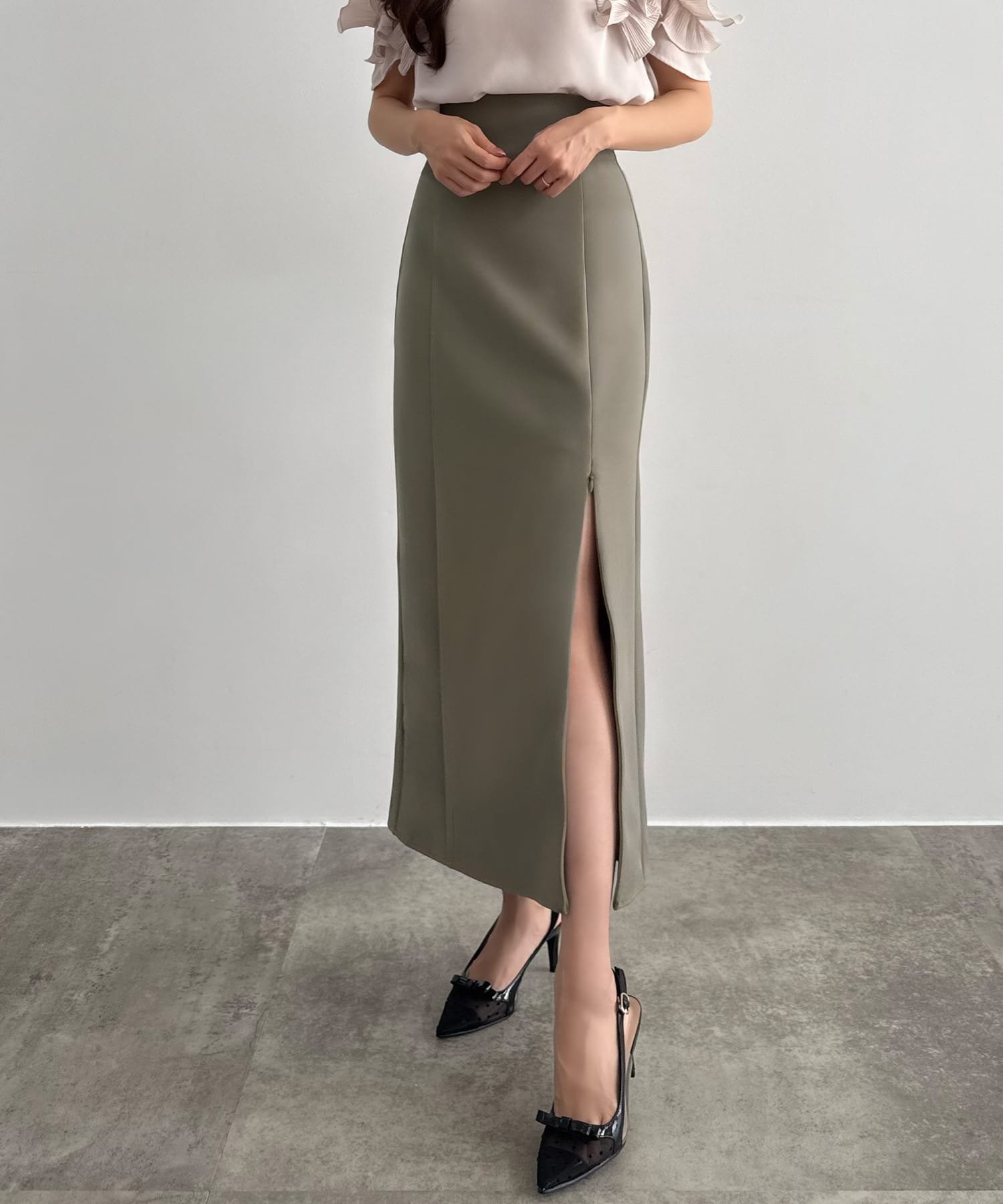 【ジュノア/JUNOAH】のCENEA ハイウエストジップIラインスカート(通年生地) インテリア・キッズ・メンズ・レディースファッション・服の通販 founy(ファニー) 　ファッション　Fashion　レディースファッション　Fashion for Women　スカート　Skirts　グレージュ|ID: prp329100004853398 ipo3291000000035707327