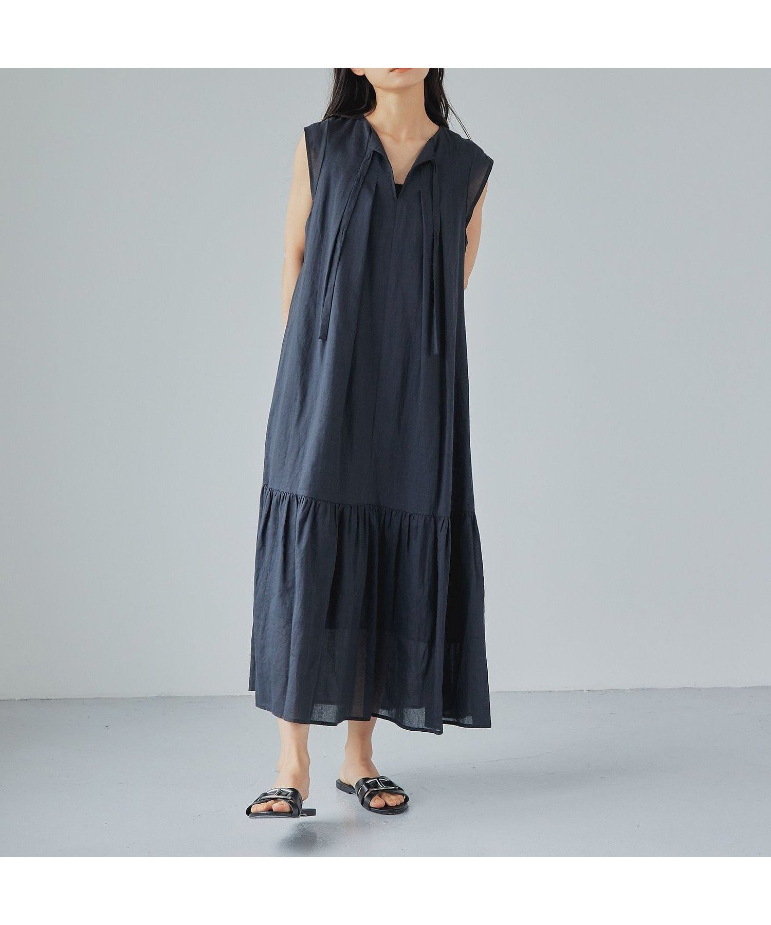 【ユナイテッドアローズ/UNITED ARROWS】のEMMEL REFINES EM RA/TEN タックギャザー 2WAY ワンピース インテリア・キッズ・メンズ・レディースファッション・服の通販 founy(ファニー) 　ファッション　Fashion　レディースファッション　Fashion for Women　ワンピース　Dresses　春　Spring　ギャザー　Gathered, Ruffled　サンダル　Sandals, Summer Shoes　トレンド　Trend, Trending Now　定番　Standard, Basic Item　ノースリーブ　Sleeveless, No-Sleeve　人気　Popular, Best Seller　フィット　Fit, Slim Fit　フラット　Flat, Flat Shoes　リボン　Ribbon, Bow　アウトレット　Outlet / Clearance　おすすめ　Recommended / Our Picks　夏　Summer　エレガント 上品　Elegant　2025年　2025　2025春夏・S/S　Spring/Summer 2025 SS25　BLACK|ID: prp329100004853518 ipo3291000000035650619