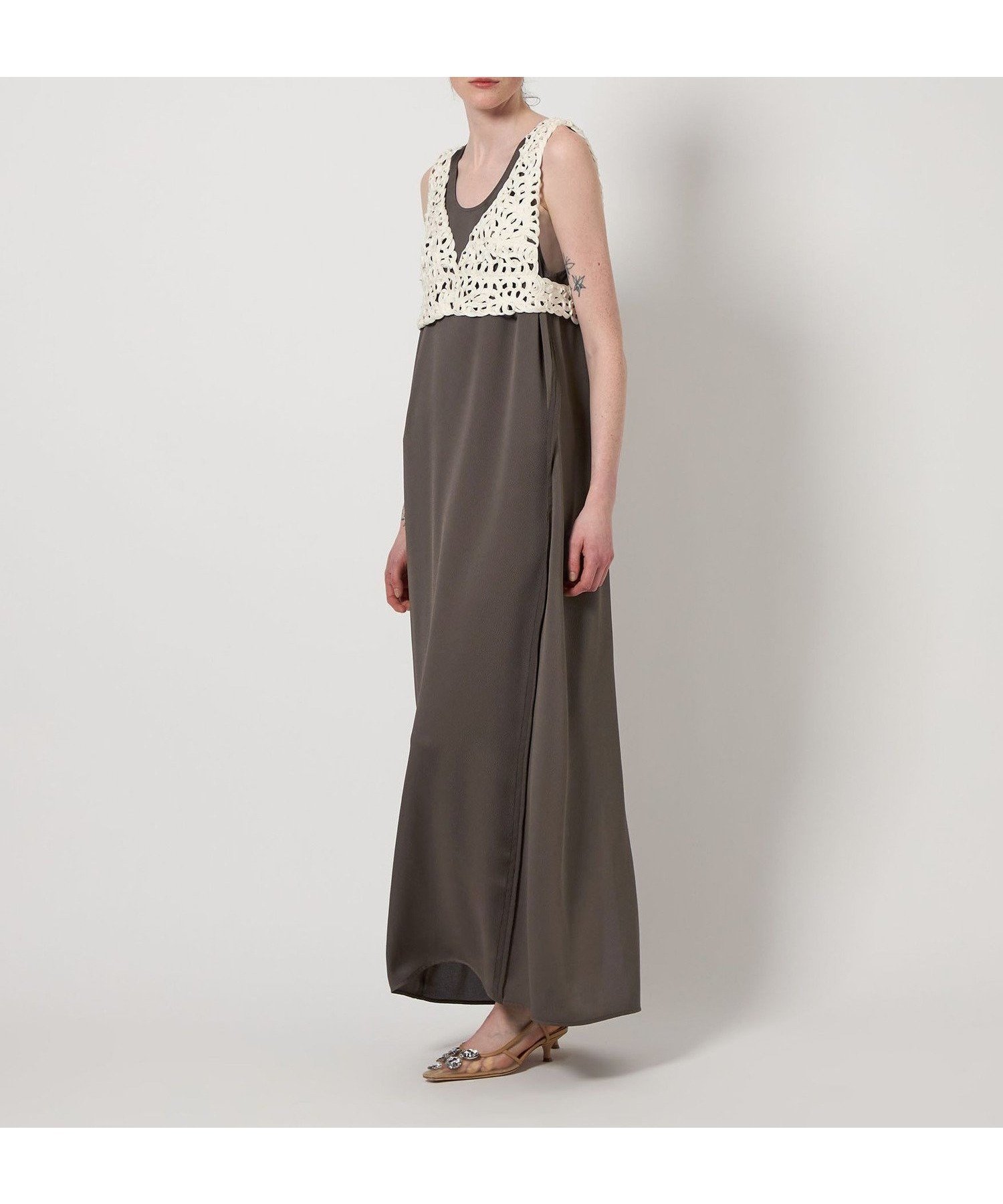 【ユナイテッドアローズ/UNITED ARROWS】のAEWEN MATOPH メロー イージーワンピース インテリア・キッズ・メンズ・レディースファッション・服の通販 founy(ファニー) 　ファッション　Fashion　レディースファッション　Fashion for Women　ワンピース　Dresses　サテン　Satin, Glossy Fabric　ノースリーブ　Sleeveless, No-Sleeve　アウトレット　Outlet / Clearance　エレガント 上品　Elegant　MOCA|ID: prp329100004853520 ipo3291000000035650631