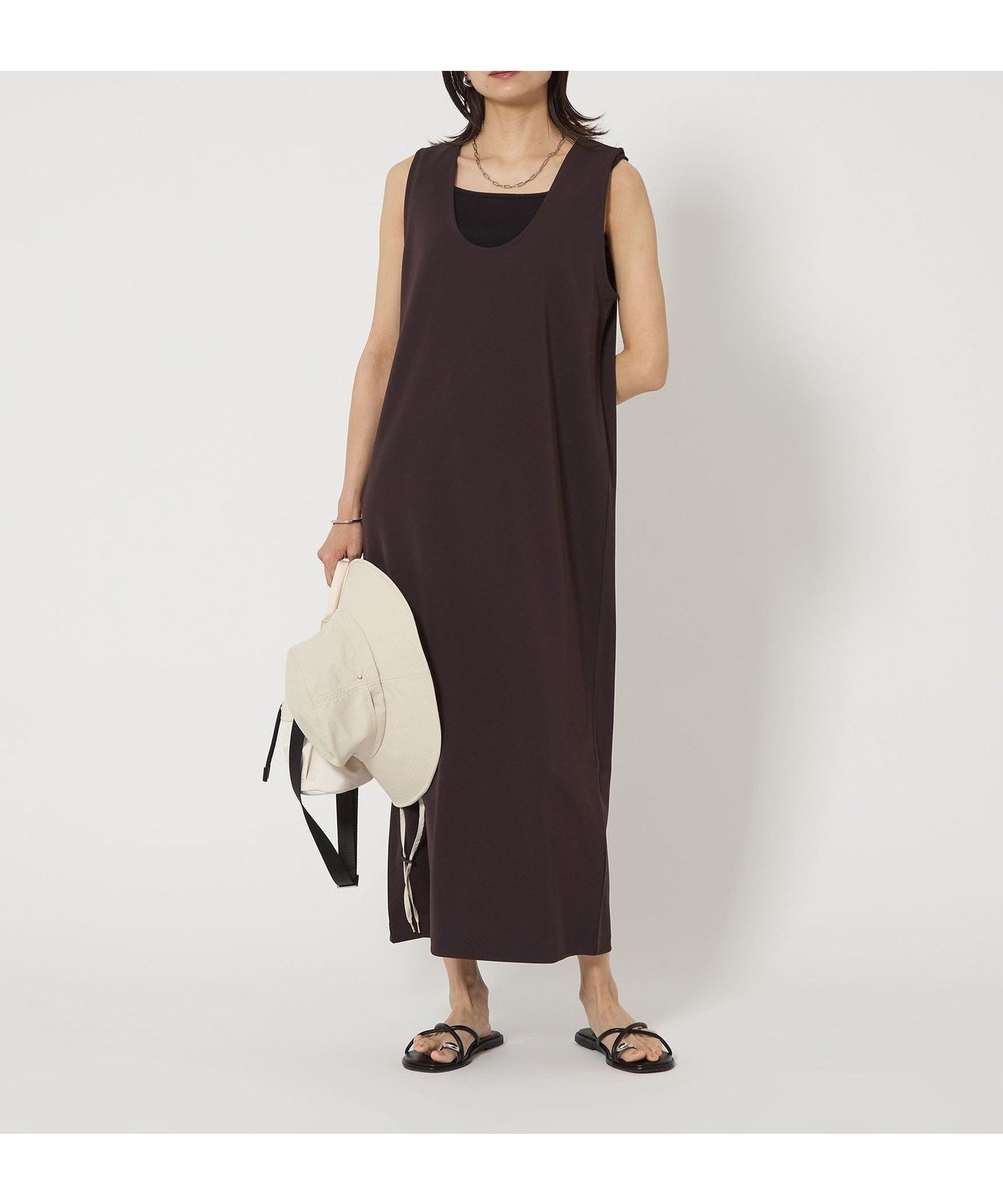 【ユナイテッドアローズ/UNITED ARROWS】のリーン カット ワンピース インテリア・キッズ・メンズ・レディースファッション・服の通販 founy(ファニー) 　ファッション　Fashion　レディースファッション　Fashion for Women　ワンピース　Dresses　春　Spring　キャミソール　Camisole, Spaghetti Strap Top　ストレート　Straight, Straight Cut　デニム　Denim, Jeans Material　ノースリーブ　Sleeveless, No-Sleeve　ボトム　Bottoms, Lower Wear　アウトレット　Outlet / Clearance　おすすめ　Recommended / Our Picks　夏　Summer　MD.BROWN|ID: prp329100004853546 ipo3291000000035650800