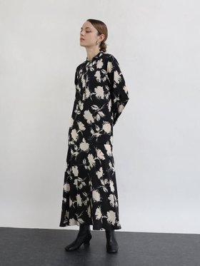 【ラシュッド/LASUD】のフラワーモチーフプリントワンピース 人気、トレンドファッション・服の通販 founy(ファニー) ファッション Fashion レディースファッション Fashion for Women ワンピース Dresses フロント Front, Front Design プリント Print, Printed Pattern マーメイド Mermaid, Fishtail Silhouette エレガント 上品 Elegant |ID:prp329100004853564