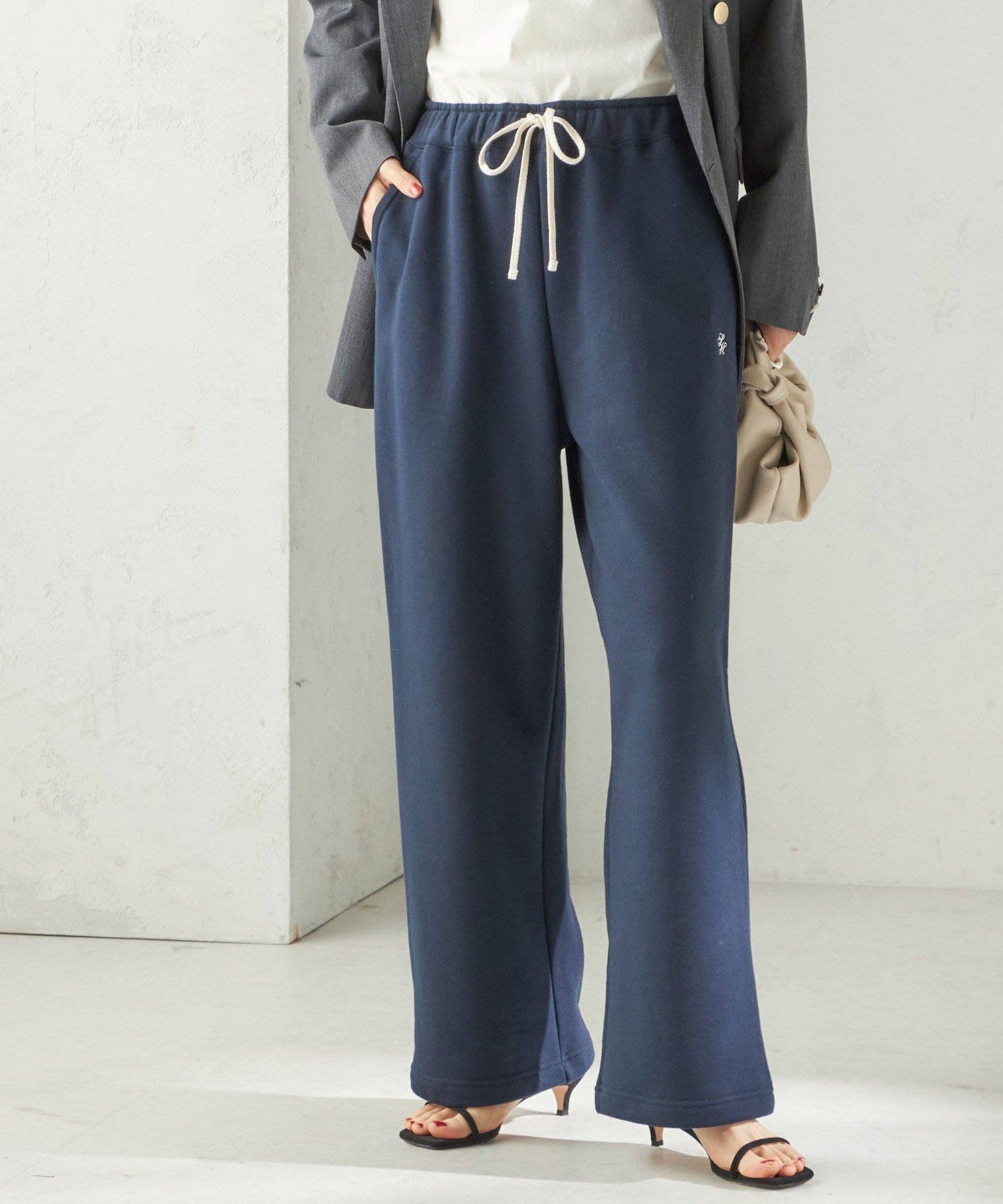 【シップス フォー ウィメン/SHIPS】の洗濯機可能 AZUMA 裏毛 刺繍 パンツ インテリア・キッズ・メンズ・レディースファッション・服の通販 founy(ファニー) 　ファッション　Fashion　レディースファッション　Fashion for Women　パンツ　Pants & Trousers　サンダル　Sandals, Summer Shoes　ジャケット　Jacket, Outerwear　ストレート　Straight, Straight Cut　スニーカー　Sneakers, Trainers　ポケット　Pocket, Pocket Detail　リラックス　Relax, Relaxed Fit　ワンポイント　One Point, Statement Accent　おすすめ　Recommended / Our Picks　2026年　2026　ネイビー|ID: prp329100004853799 ipo3291000000035667563