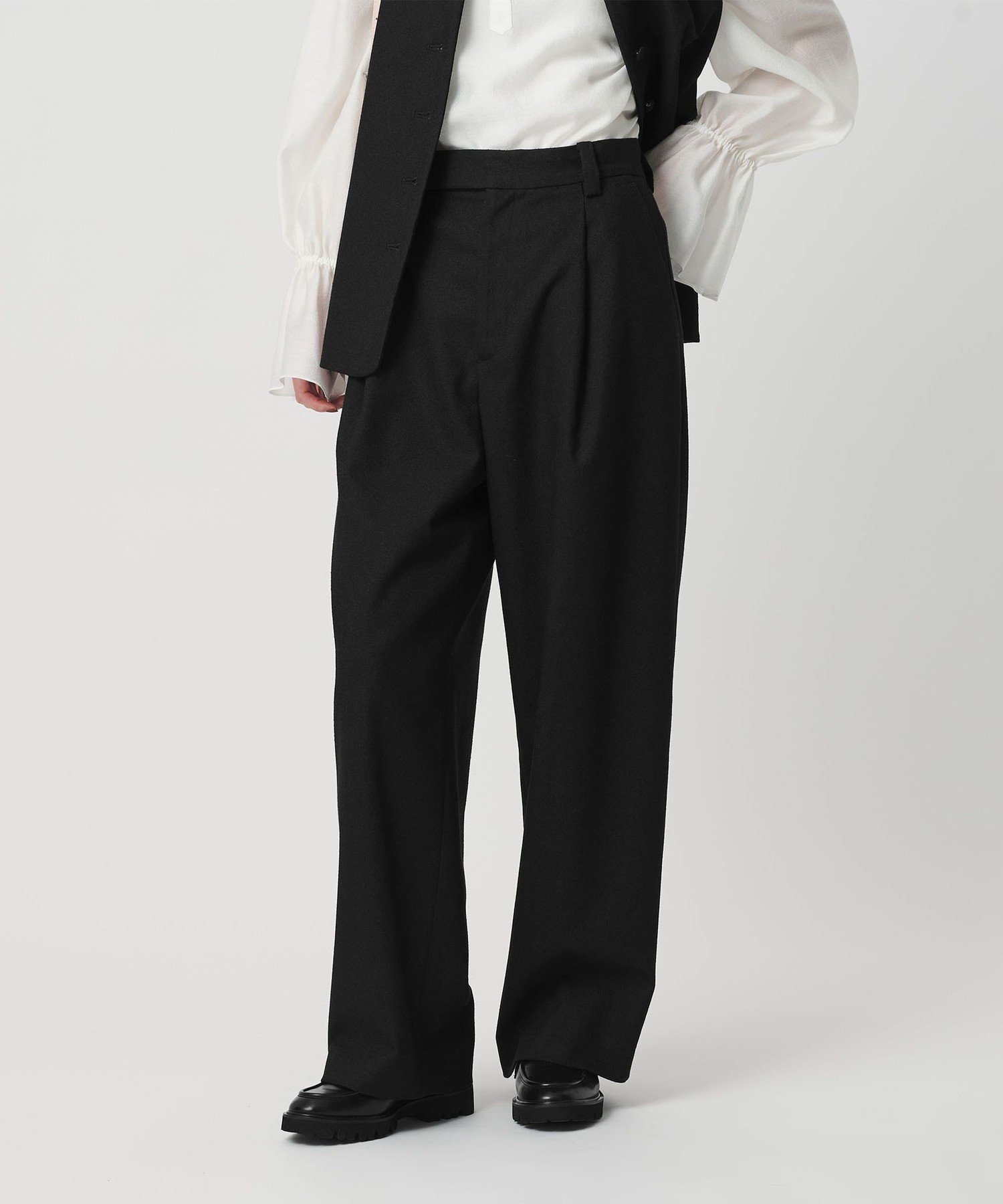 【ビューティ&ユース ユナイテッドアローズ/BEAUTY&YOUTH / UNITED ARROWS】のツイードライク タックワイドパンツ インテリア・キッズ・メンズ・レディースファッション・服の通販 founy(ファニー) 　ファッション　Fashion　レディースファッション　Fashion for Women　パンツ　Pants & Trousers　クラシカル　Classical, Vintage-Inspired　シューズ　Shoes, Footwear　シンプル　Simple, Minimal　ジャケット　Jacket, Outerwear　ストレート　Straight, Straight Cut　スニーカー　Sneakers, Trainers　セットアップ　Set-Up, Coordinated Outfit　ツイード　Twill, Twill Weave　ネップ　Nepp, Slub Yarn　フラット　Flat, Flat Shoes　ベスト　Vest, Waistcoat　マニッシュ　Mannish, Boyish　ワイド　Wide, Wide Fit　おすすめ　Recommended / Our Picks　エレガント 上品　Elegant　セレモニー　Ceremony　ビジネス 仕事 通勤　Business / Work / Commuting　BLACK|ID: prp329100004853827 ipo3291000000036041729