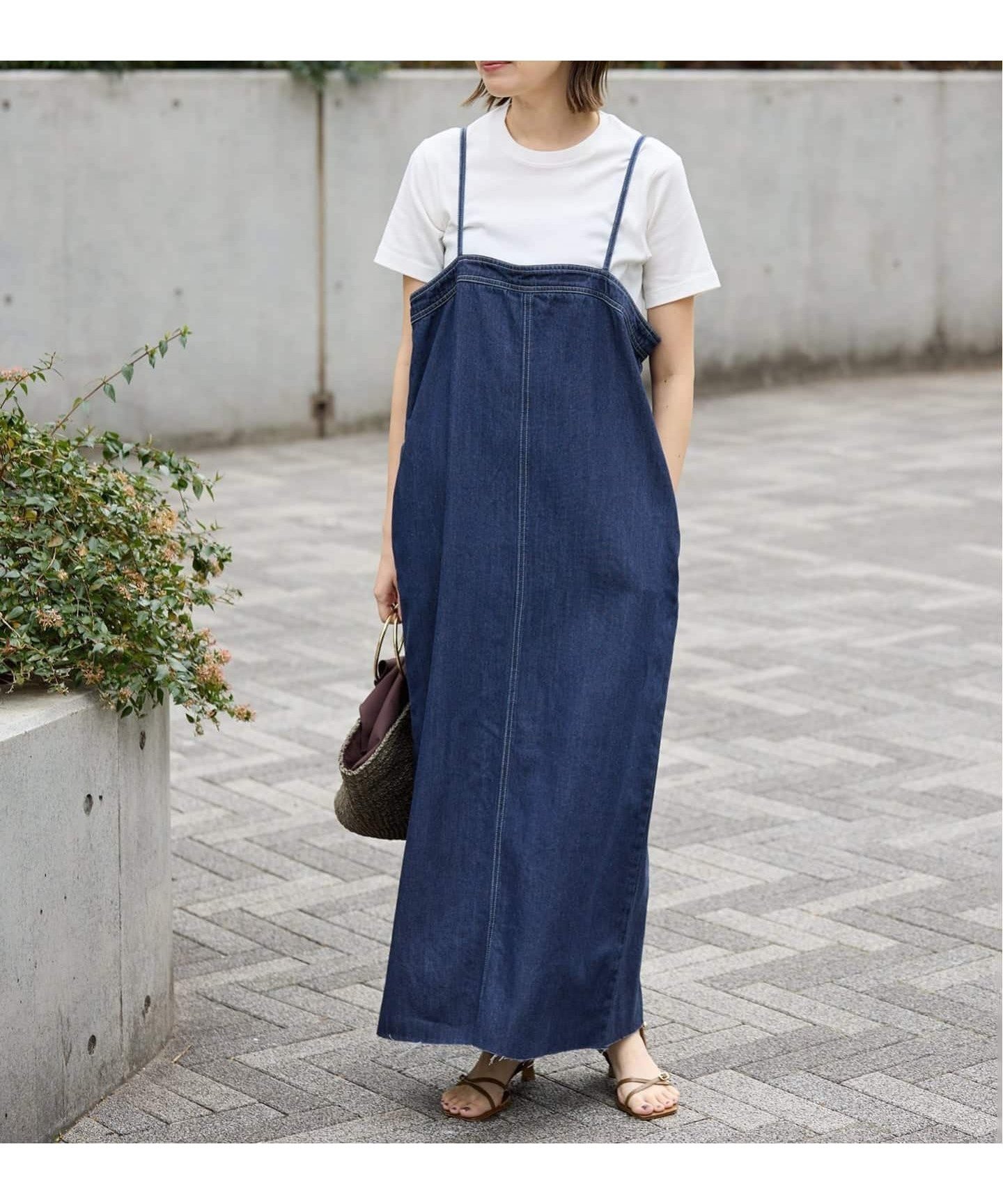 【スローブ イエナ/SLOBE IENA】のLEDENIM ナローフレアデニムジャンパースカート インテリア・キッズ・メンズ・レディースファッション・服の通販 founy(ファニー) 　ファッション　Fashion　レディースファッション　Fashion for Women　スカート　Skirts　2026年　2026　インディゴ　Indigo Denim　インナー　Innerwear　カットソー　Cut and Sewn Top　シンプル　Simple, Minimal　ジャケット　Jacket, Outerwear　スウェット / スエット　Sweatshirt, Sweatwear　デニム　Denim, Jeans Material　ベーシック　Basic, Essential　ロング　Long, Long-Length　羽織　Haori, Light Jacket　ネイビー|ID: prp329100004853912 ipo3291000000035670982