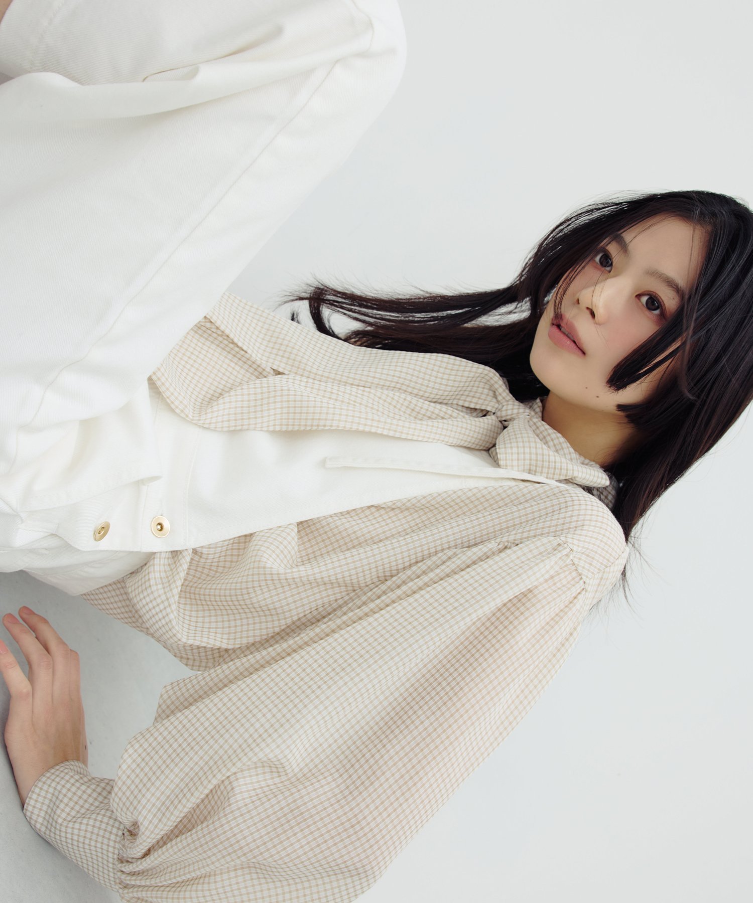 【ナチュラル ビューティー ベーシック/NATURAL BEAUTY BASIC】のデニムオールインワン 人気、トレンドファッション・服の通販 founy(ファニー) 　ファッション　Fashion　レディースファッション　Fashion for Women　ワンピース　Dresses　オールインワン・ワンピース　Dresses and Jumpsuits　デニム　Denim, Jeans Material　フロント　Front, Front Design　ブリーチ　Bleach, Washed Finish　リラックス　Relax, Relaxed Fit　ワーク　Workwear, Utility Style　エレガント 上品　Elegant　 other-1|ID: prp329100004853935 ipo3291000000036325067