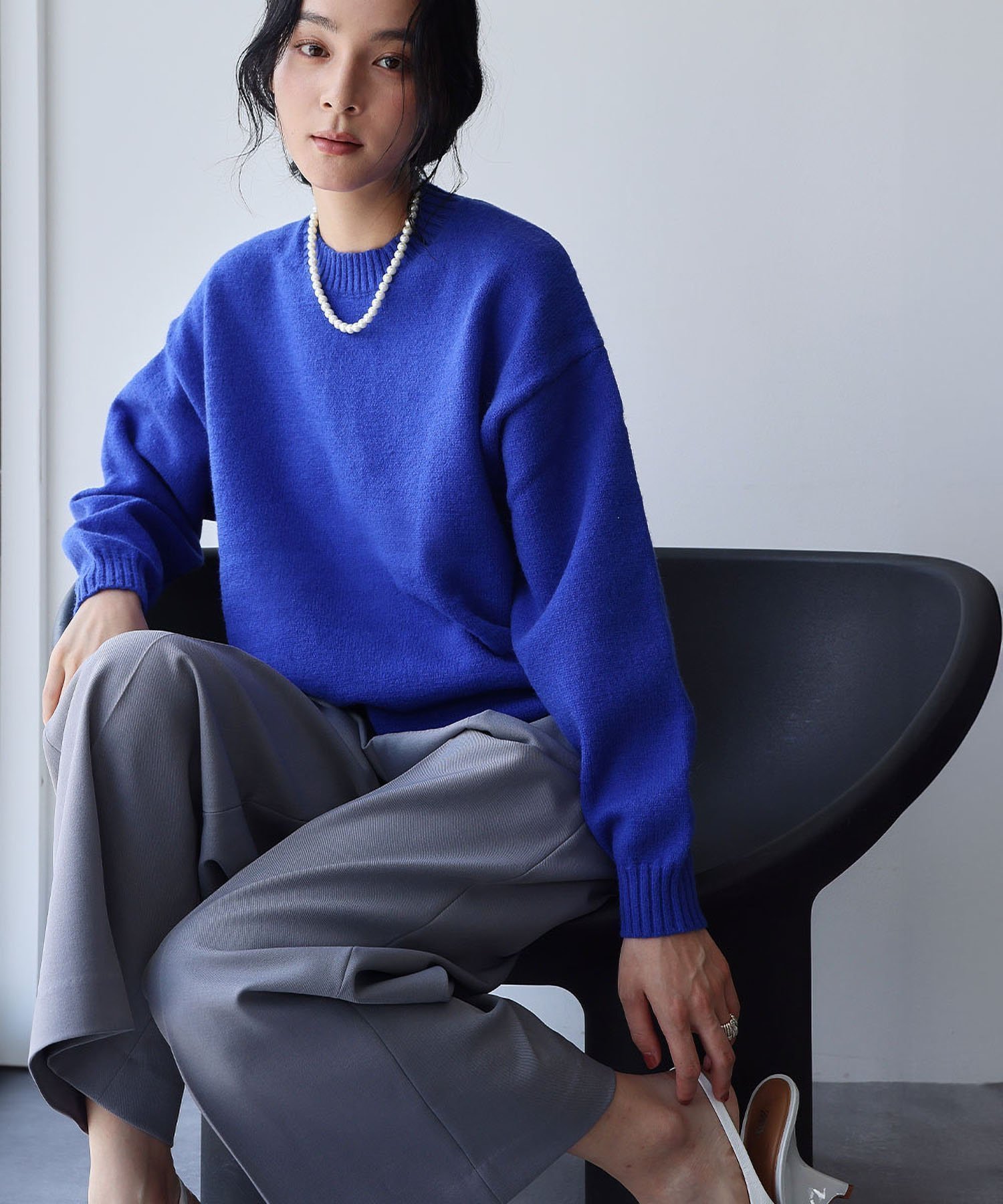 【その他のブランド/Other】のネックレス付き クルーネック カラー ニット プルオーバー インテリア・キッズ・メンズ・レディースファッション・服の通販 founy(ファニー) 　ファッション　Fashion　レディースファッション　Fashion for Women　トップス・カットソー　Cut & Sew Tops　ニット　Knit Tops & Sweaters　カジュアルプルオーバー・ニットトップス　Pullovers & Knit Tops / Casual Pullovers　ジュエリー　Jewelry　ネックレス　Necklaces & Pendants　イエロー　Yellow　オレンジ　Orange　秋　Autumn　カラフル　Colorful Design　シンプル　Simple, Minimal　チョーカー　Tulle, Mesh Fabric　ネックレス　Necklace, Pendant Necklace　パープル　Purple, Violet　冬　Winter / This Winter　再入荷　Restock / Back in Stock　おすすめ　Recommended / Our Picks　エレガント 上品　Elegant　BL|ID: prp329100004854215 ipo3291000000036270002