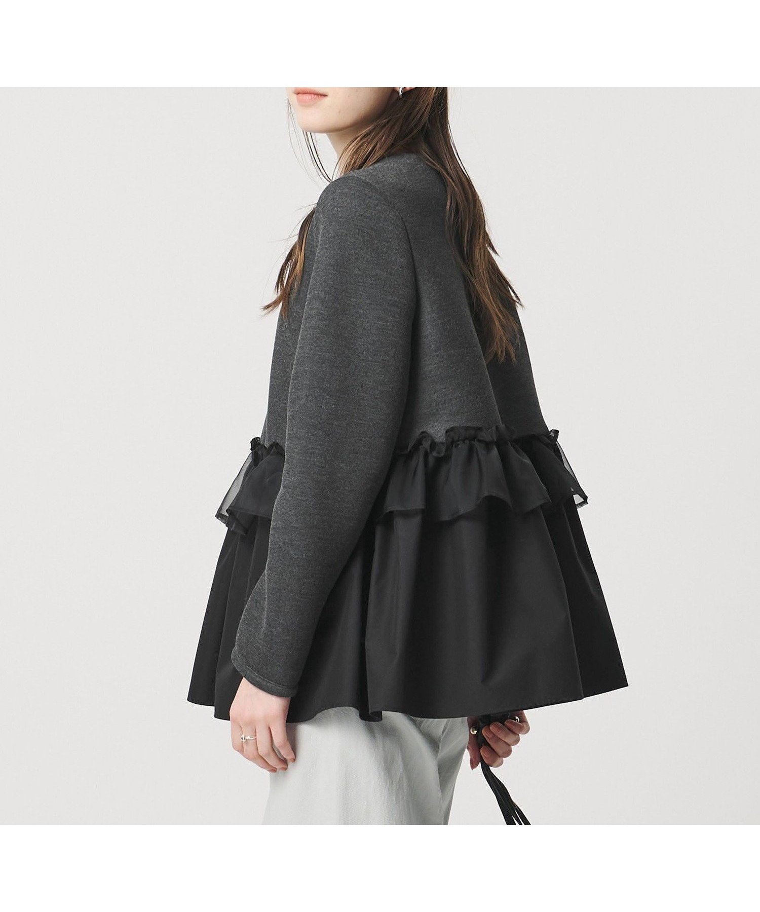 【ユナイテッドアローズ/UNITED ARROWS】のペプラムフリル カットソー インテリア・キッズ・メンズ・レディースファッション・服の通販 founy(ファニー) 　ファッション　Fashion　レディースファッション　Fashion for Women　トップス・カットソー　Cut & Sew Tops　カットソー・ベーシックTシャツ　Cut-and-Sewn Tops / Stretch Tees & Basics　オーガンジー　Organza Fabric　カットソー　Cut and Sewn Top　シンプル　Simple, Minimal　スリム　Slim, Slim Fit　センター　Center, Center Line　タイプライター　Typewriter Fabric, Crisp Cotton　フリル　Frill, Ruffle　ペプラム　Peplum, Flared Hem　ワイド　Wide, Wide Fit　エレガント 上品　Elegant　DK.GRAY|ID: prp329100004854229 ipo3291000000036073244