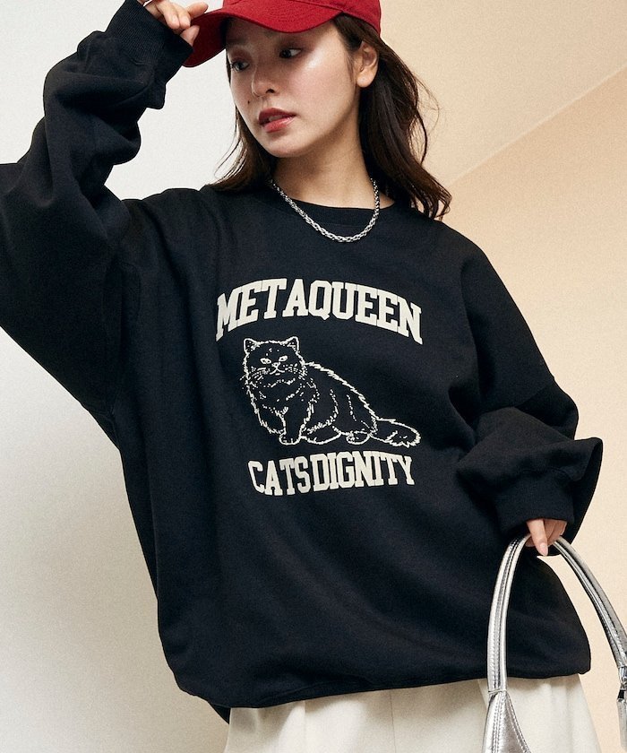 【フリークスストア/FREAK'S STORE】のMETAQUEEN フロッキー キャット 裏起毛 スウェット 限定展開 25AW インテリア・キッズ・メンズ・レディースファッション・服の通販 founy(ファニー) 　ファッション　Fashion　レディースファッション　Fashion for Women　トップス・カットソー　Cut & Sew Tops　レディースパーカー・カジュアルフーディー　Casual Hoodies & Sweatshirts　スウェット・クルーネックトップス　Sweatshirts & Crewnecks / Relaxed Fit Sweat Tops　2025年　2025　2025-2026秋冬・A/W　Autumn/Winter 2025–26 AW25–26　冬　Winter / This Winter　スウェット / スエット　Sweatshirt, Sweatwear　A/W・秋冬　Autumn/Winter　ブラック|ID: prp329100004854305 ipo3291000000035706162