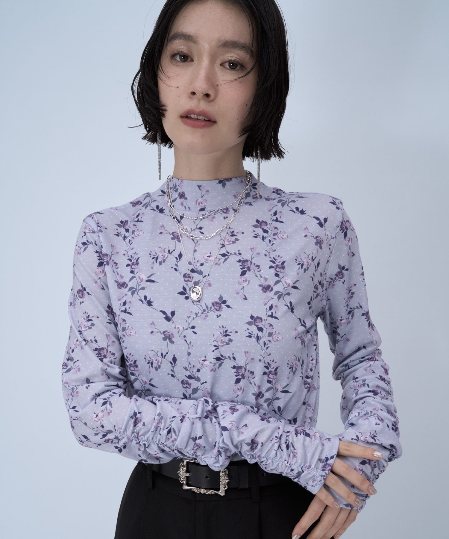 【ハレ/HARE】のフラワードットガラカットソー インテリア・キッズ・メンズ・レディースファッション・服の通販 founy(ファニー) 　ファッション　Fashion　レディースファッション　Fashion for Women　トップス・カットソー　Cut & Sew Tops　カットソー・ベーシックTシャツ　Cut-and-Sewn Tops / Stretch Tees & Basics　インナー　Innerwear　ウェーブ　Wavy Pattern　カーゴパンツ　Cargo Pants, Utility Pants　カーディガン　Cardigan, Knitwear　ギャザー　Gathered, Ruffled　クラシック　Classic, Timeless Style　ショート　Short, Short Length　ジャケット　Jacket, Outerwear　ストレート　Straight, Straight Cut　スラックス　Slacks, Dress Pants　タイトスカート　Pencil Skirt, Tight Skirt　ティアードスカート　Tiered Skirt, Flounced Skirt　ドット　Polka Dot, Dot Pattern　バランス　Balance, Style Balance　フィット　Fit, Slim Fit　フラワー　Flower, Floral　フレア　Flare, Flared　マーメイド　Mermaid, Fishtail Silhouette　モックネック　Mock Neck, Short Turtleneck　ワイド　Wide, Wide Fit　おすすめ　Recommended / Our Picks　エレガント 上品　Elegant　パープル90|ID: prp329100004854342 ipo3291000000036210380