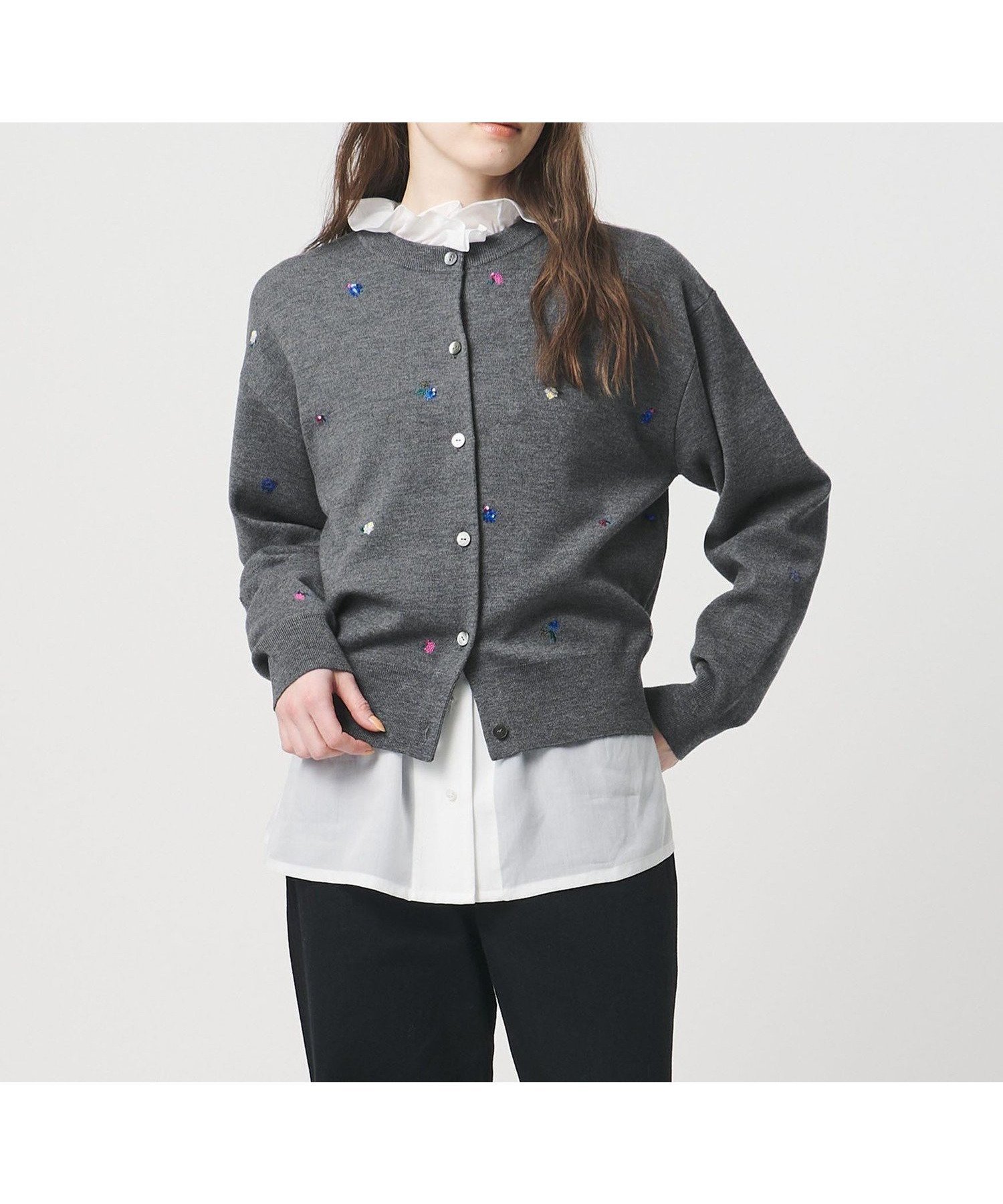 【ユナイテッドアローズ/UNITED ARROWS】のフラワー エンブロイダリー カーディガン インテリア・キッズ・メンズ・レディースファッション・服の通販 founy(ファニー) 　ファッション　Fashion　レディースファッション　Fashion for Women　トップス・カットソー　Cut & Sew Tops　カーディガン・羽織り　Layered Style Cardigans　おすすめ　Recommended / Our Picks　エンブロイダリー　Embroidery Design　カーディガン　Cardigan, Knitwear　スパンコール　Sequins, Sequin Embellishment　フラワー　Flower, Floral　DK.GRAY|ID: prp329100004854792 ipo3291000000035731037