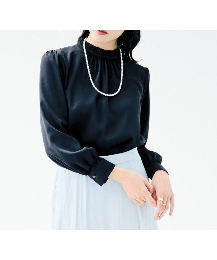【アンタイトル/UNTITLED】の【セレモニー/フォーマル/お仕事着】ハイネックフリル ブラウス インテリア・キッズ・メンズ・レディースファッション・服の通販 founy(ファニー) https://founy.com/ ファッション Fashion レディースファッション Fashion for Women トップス・カットソー Cut & Sew Tops シャツ・ブラウス・オフィスカジュアル Elegant Blouses & Button-Ups インナー Innerwear ギャザー Gathered, Ruffled サテン Satin, Glossy Fabric シャーリング Shirring, Ruched ジャケット Jacket, Outerwear スマート Smart, Elegant セレモニー Ceremony ハイネック High Neck, Mock Neck フォーマル Formal, Dressy フリル Frill, Ruffle ワンポイント One Point, Statement Accent エレガント 上品 Elegant 人気 Popular, Best Seller ビジネス 仕事 通勤 Business / Work / Commuting |ID: prp329100004854865 ipo3291000000035874832