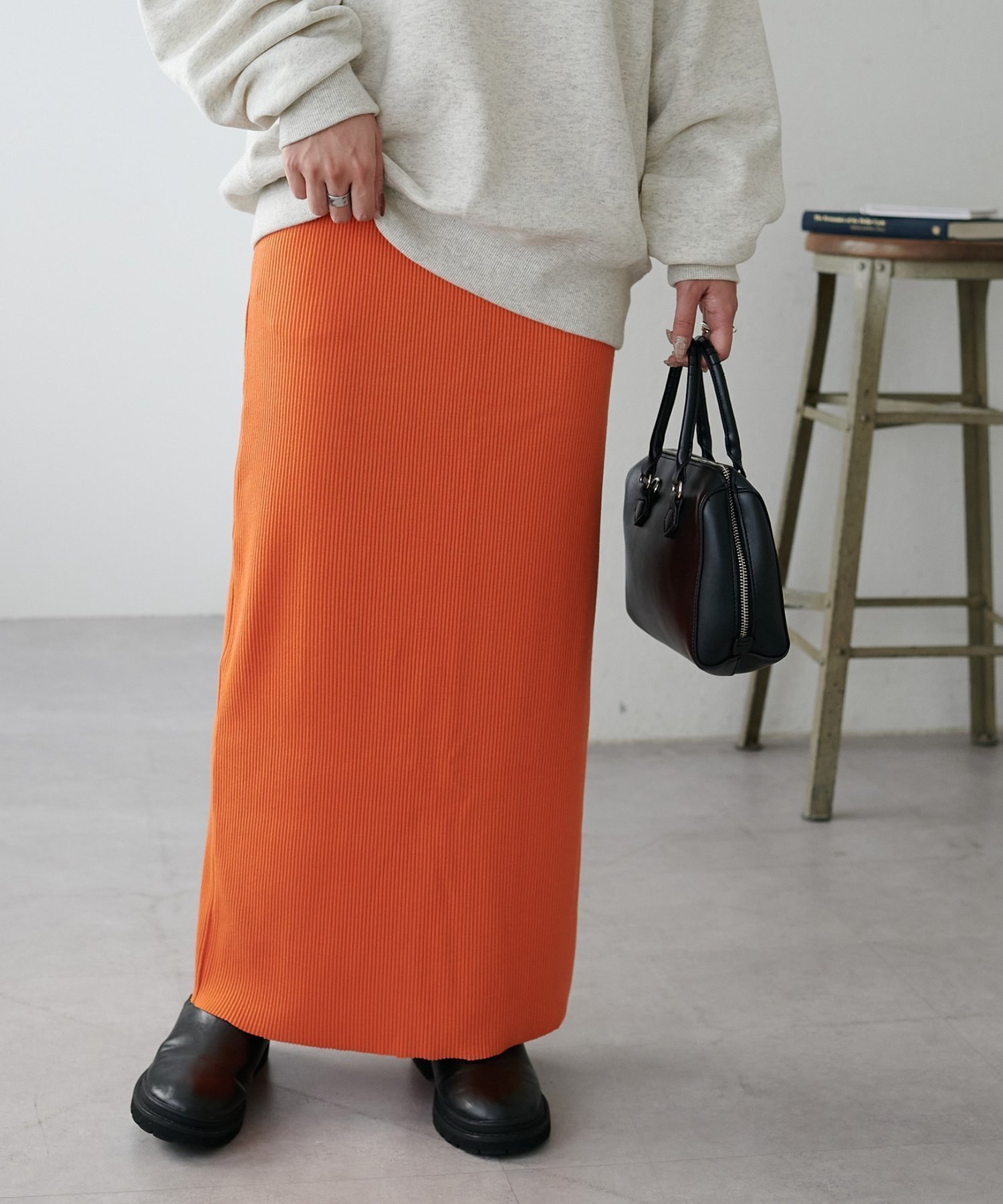 【ディスコート/Discoat】の【3~5サイズ展開/リピーター多数◎】リブカットナロースカート《WEB限定》 インテリア・キッズ・メンズ・レディースファッション・服の通販 founy(ファニー) 　ファッション　Fashion　レディースファッション　Fashion for Women　スカート　Skirts　春　Spring　ショート　Short, Short Length　ジャケット　Jacket, Outerwear　スリット　Slit, Slit Detail　ダウン　Down, Puffer　定番　Standard, Basic Item　バランス　Balance, Style Balance　ビッグ　Big, Oversized　ベスト　Vest, Waistcoat　半袖　Short Sleeve, Half Sleeve　リブニット　Rib Knit, Ribbed Knit　おすすめ　Recommended / Our Picks　オレンジその他2|ID: prp329100004854906 ipo3291000000036275459