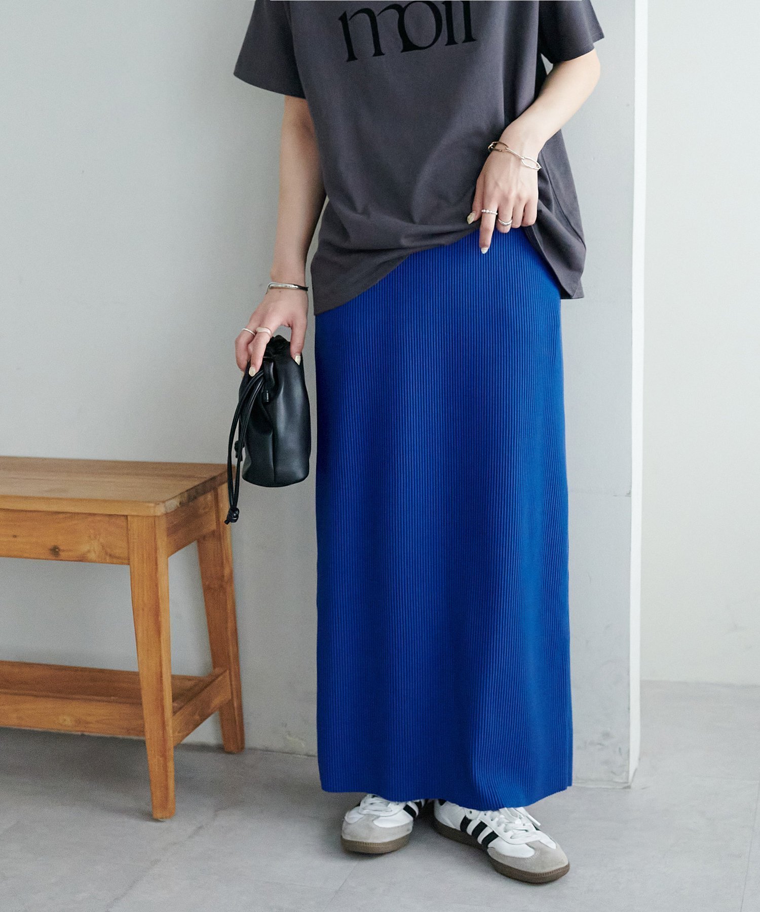 【ディスコート/Discoat】の【3~5サイズ展開/リピーター多数◎】リブカットナロースカート《WEB限定》 インテリア・キッズ・メンズ・レディースファッション・服の通販 founy(ファニー) 　ファッション　Fashion　レディースファッション　Fashion for Women　スカート　Skirts　春　Spring　ショート　Short, Short Length　ジャケット　Jacket, Outerwear　スリット　Slit, Slit Detail　ダウン　Down, Puffer　定番　Standard, Basic Item　バランス　Balance, Style Balance　ビッグ　Big, Oversized　ベスト　Vest, Waistcoat　半袖　Short Sleeve, Half Sleeve　リブニット　Rib Knit, Ribbed Knit　おすすめ　Recommended / Our Picks　ブルー|ID: prp329100004854906 ipo3291000000036275467