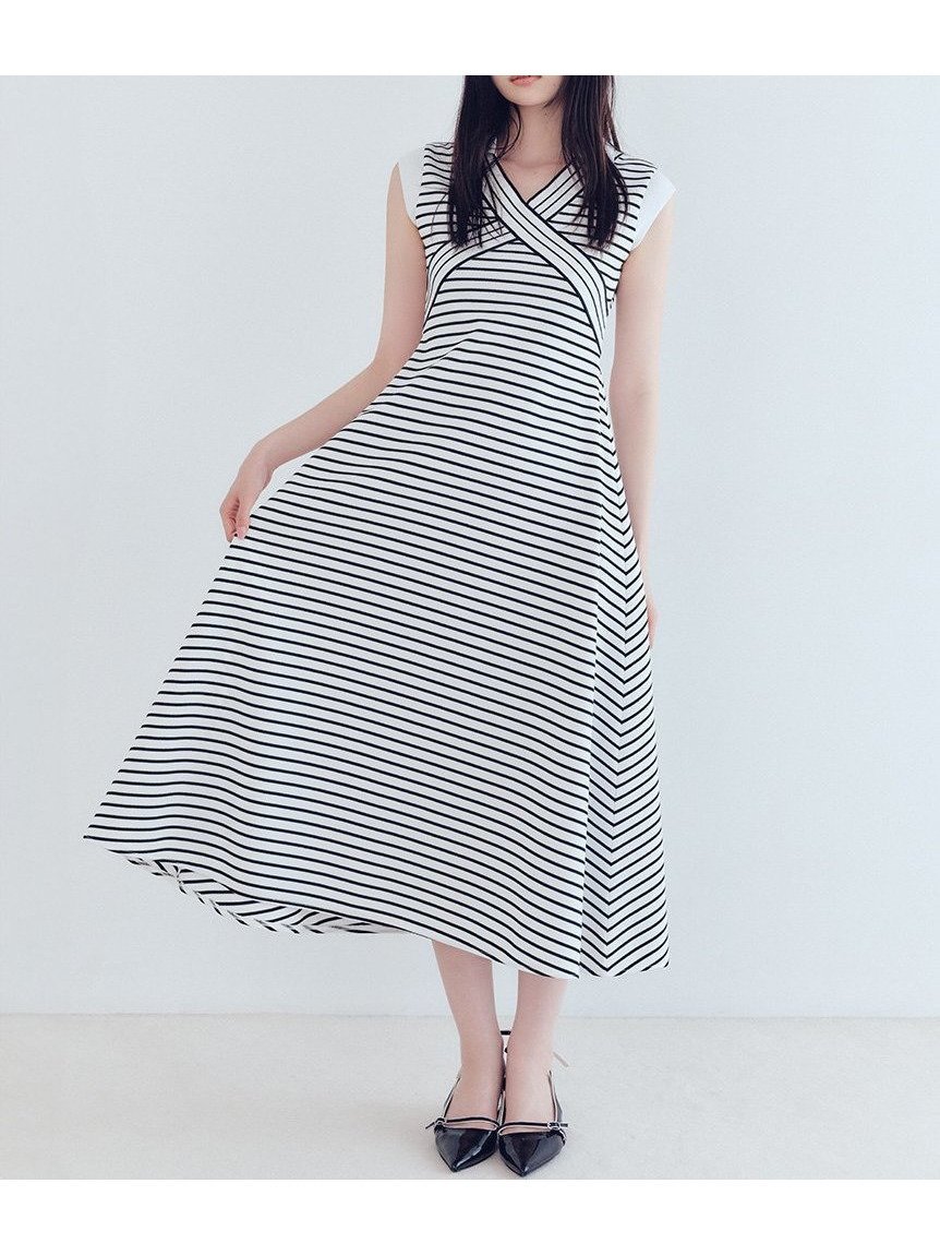 【リリーブラウン/Lily Brown】のクロスカラーワンピース インテリア・キッズ・メンズ・レディースファッション・服の通販 founy(ファニー) 　ファッション　Fashion　レディースファッション　Fashion for Women　ワンピース　Dresses　鹿の子　Piqué, Kanoko Fabric　スマート　Smart, Elegant　ダウン　Down, Puffer　人気　Popular, Best Seller　フロント　Front, Front Design　ミックス　Mix, Mixed Style　エレガント 上品　Elegant　BORDER[933]|ID: prp329100004854938 ipo3291000000035735828