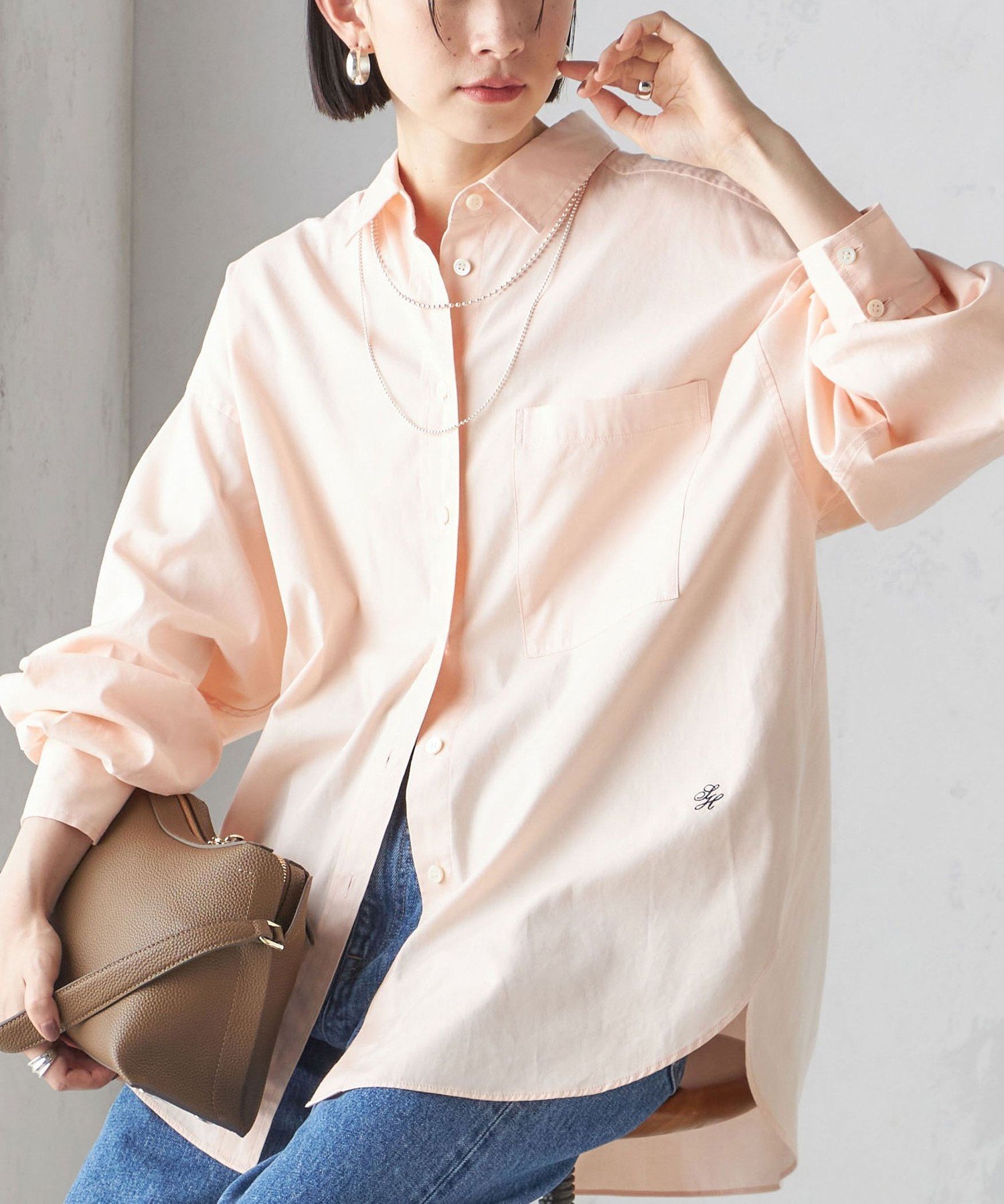 【シップス フォー ウィメン/SHIPS】の洗濯機可能 ピン オックス 刺繍 シャツ インテリア・キッズ・メンズ・レディースファッション・服の通販 founy(ファニー) ファッション Fashion レディースファッション Fashion for Women トップス・カットソー Cut & Sew Tops シャツ・ブラウス・オフィスカジュアル Elegant Blouses & Button-Ups インナー Innerwear オックス Oxford Fabric コンパクト Compact, Small Size 定番 Standard, Basic Item フォルム Silhouette, Form ベビー Baby, Babywear ポケット Pocket, Pocket Detail レギュラー Regular, Standard Fit ワンポイント One Point, Statement Accent 2026年 2026 ベビーピンク|ID: prp329100004855737 ipo3291000000036269460